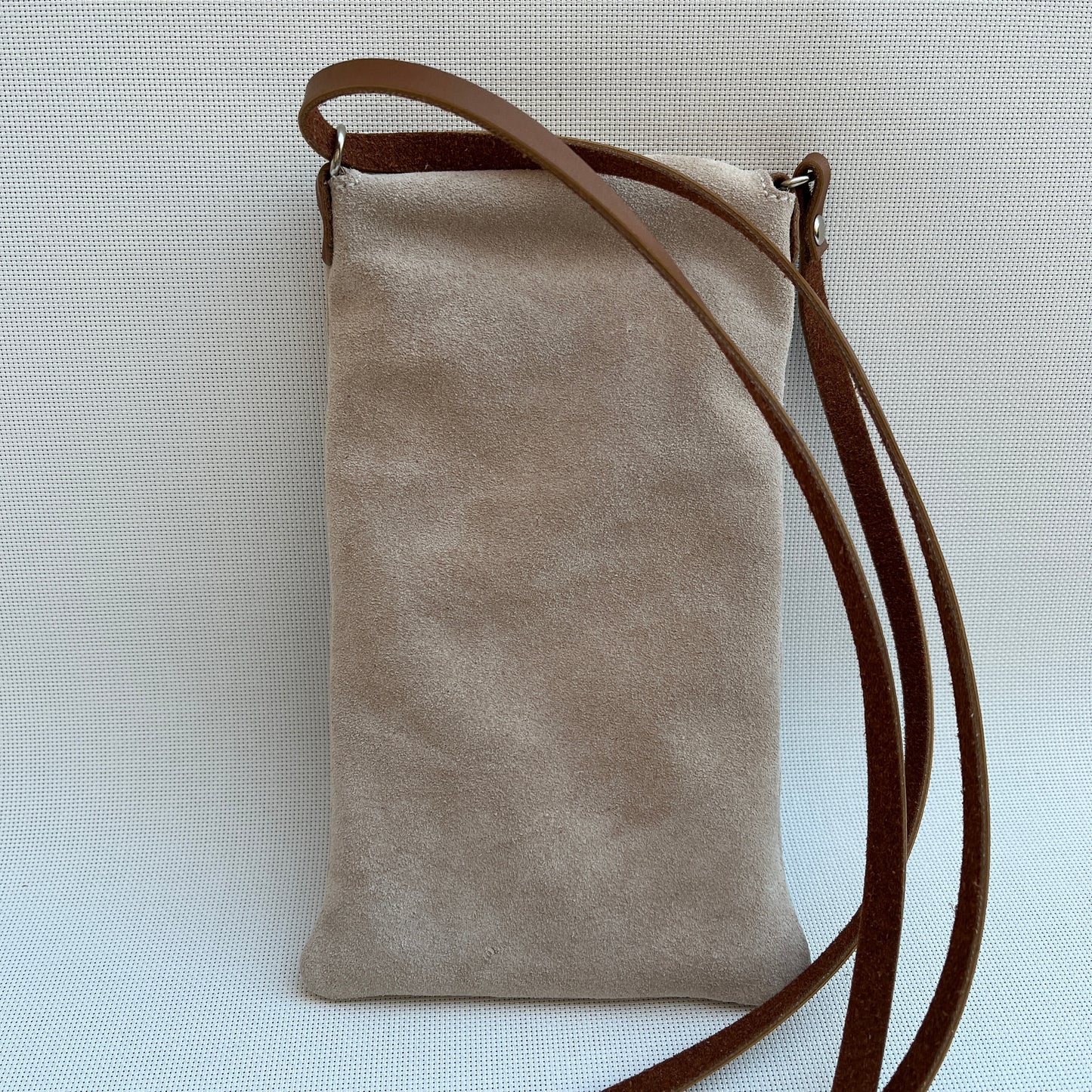 Mobile Holder Water Design Split Leather Beige