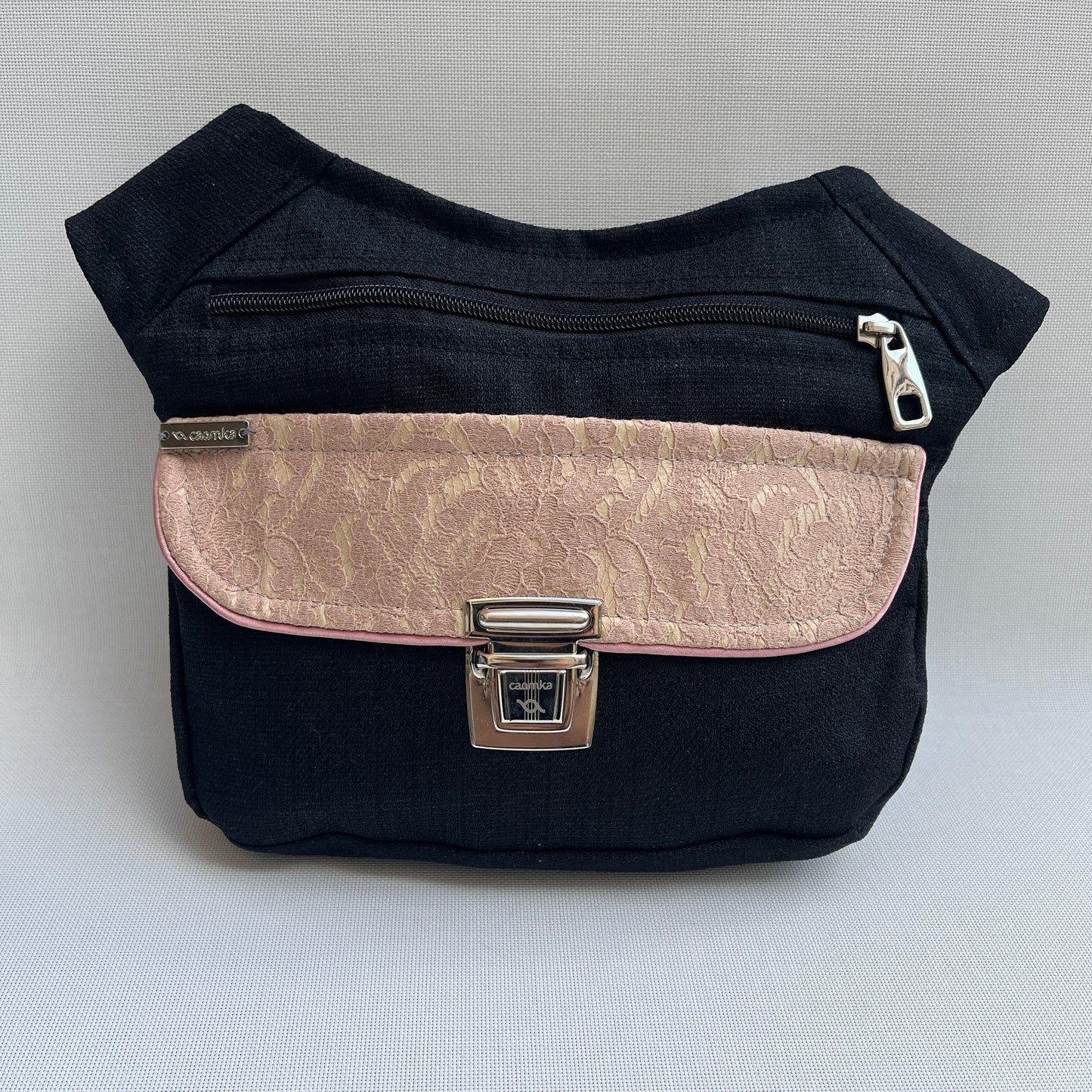 Special Black & Chic Pink · Tela resinada impermeable · Pieza Única Núm. 10679