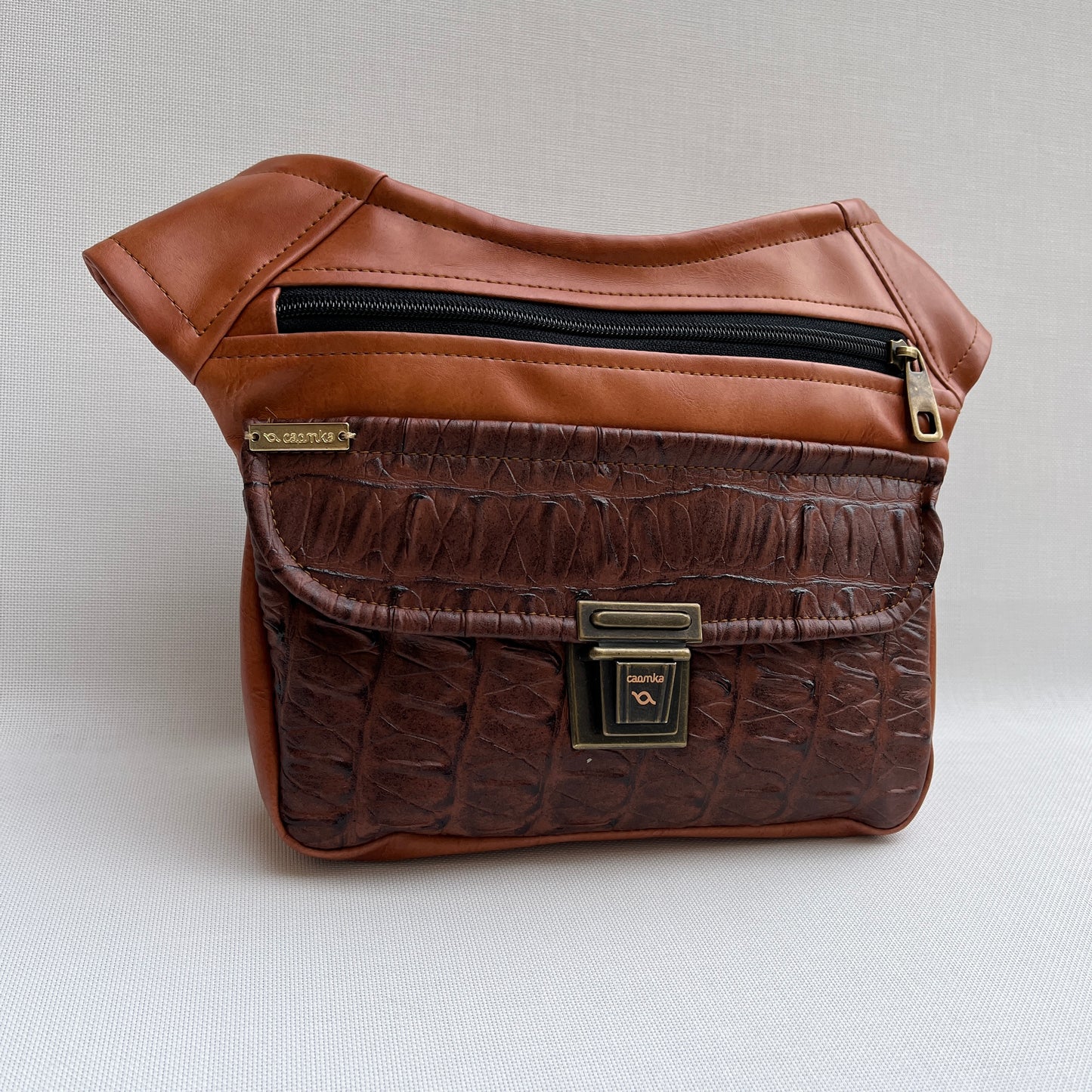 Special Brown Elegant · Piel Vegana. Pieza Única Núm. 11168