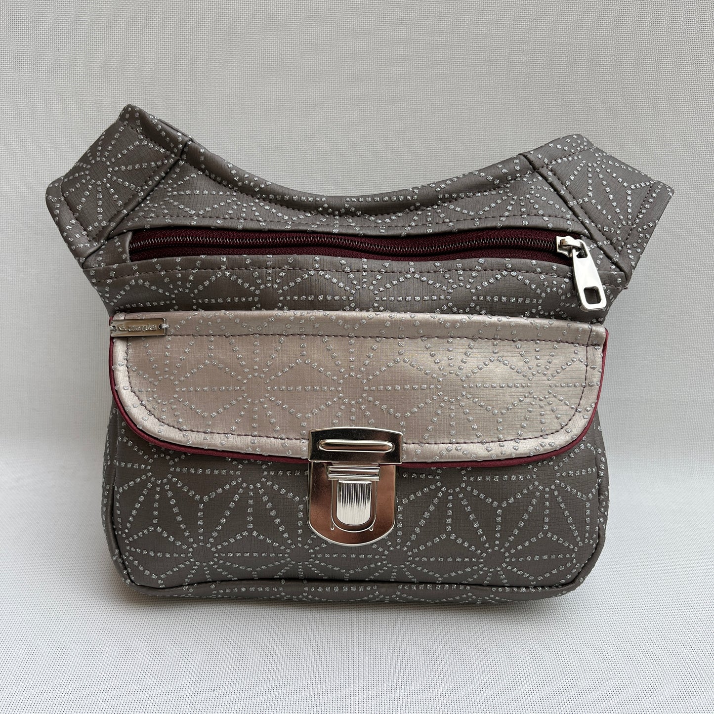 Special Geometric Top Class Vegan Leather Exclusive Piece No. 11521