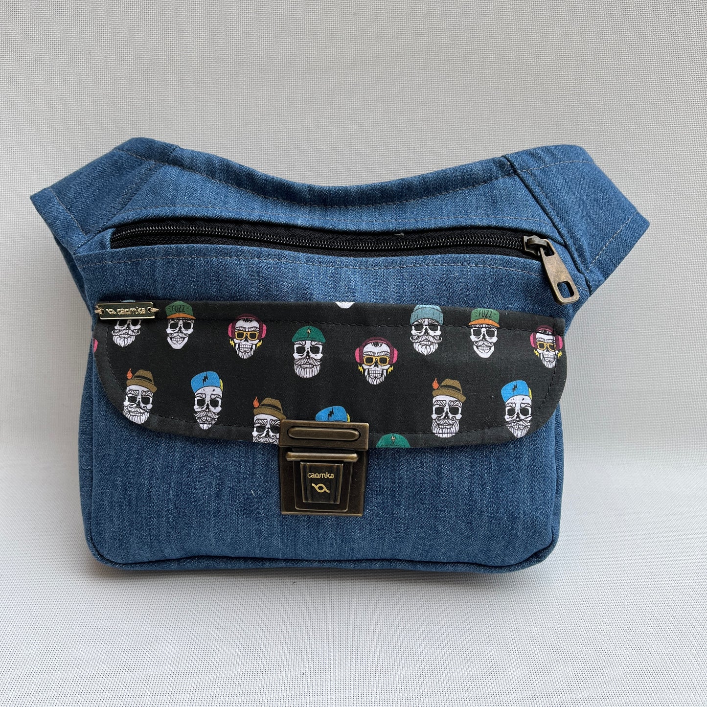 Special Jeans &amp; Skulls + Back pocket Unique Piece No. 11204