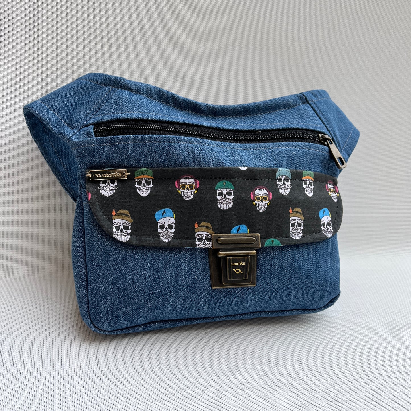 Special Jeans &amp; Skulls + Back pocket Unique Piece No. 11204