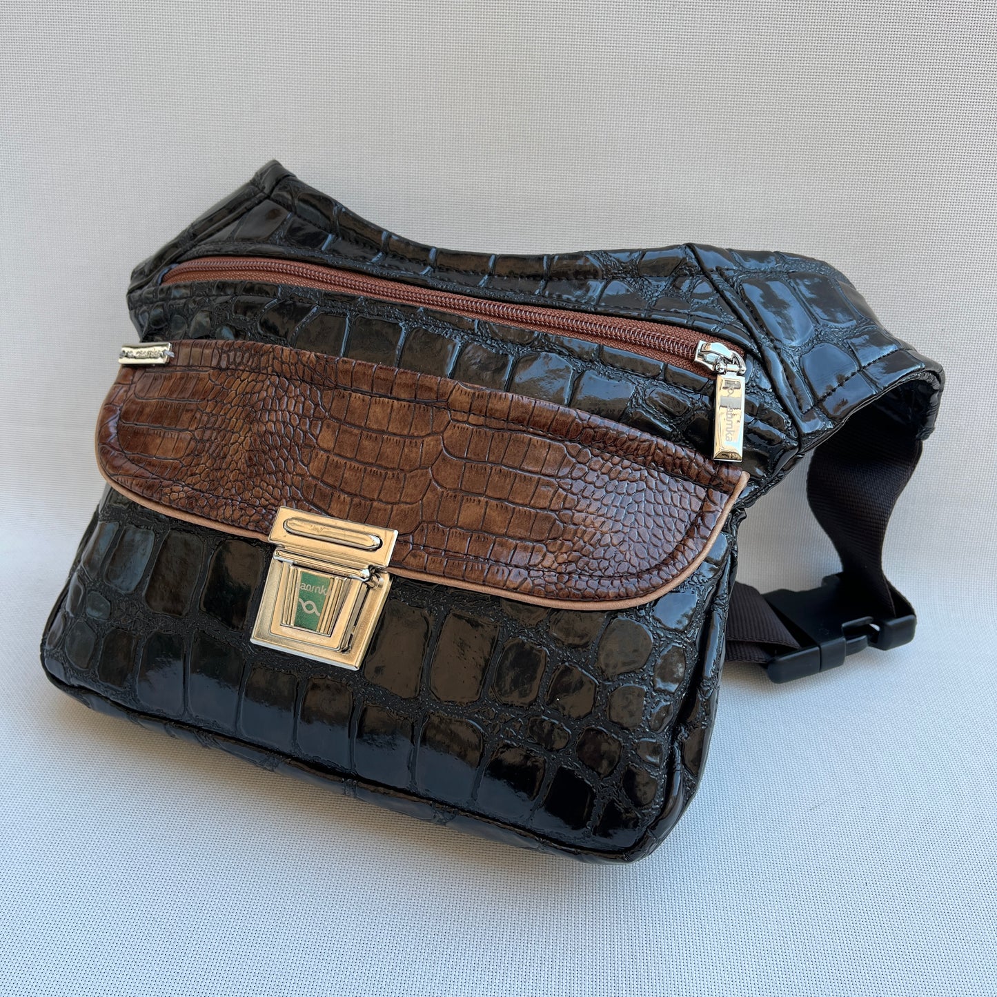 Special Elegant Brown Chic · Pieza Exclusiva Núm. 12889