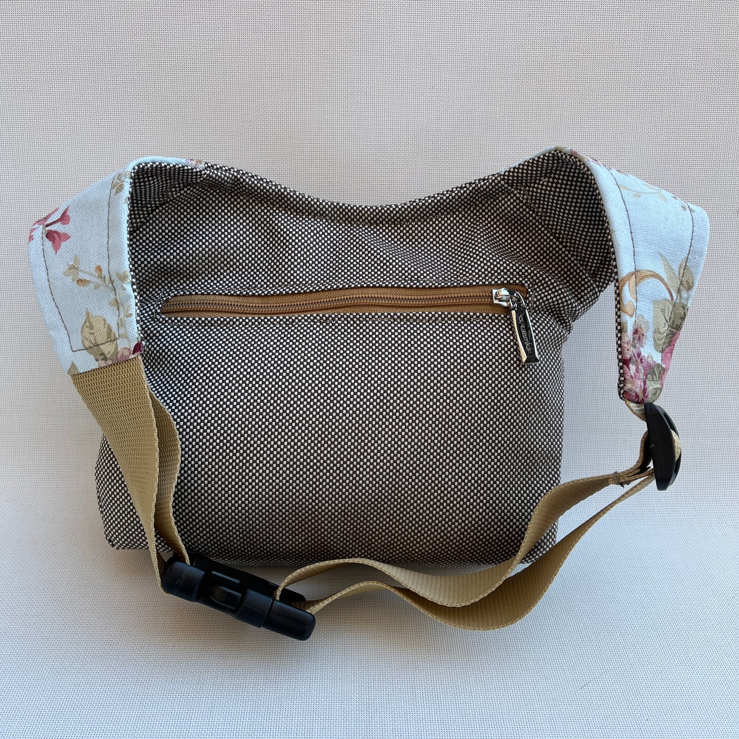 Special GraySand + Back pocket · Waterproof · Unique Piece No. 12944