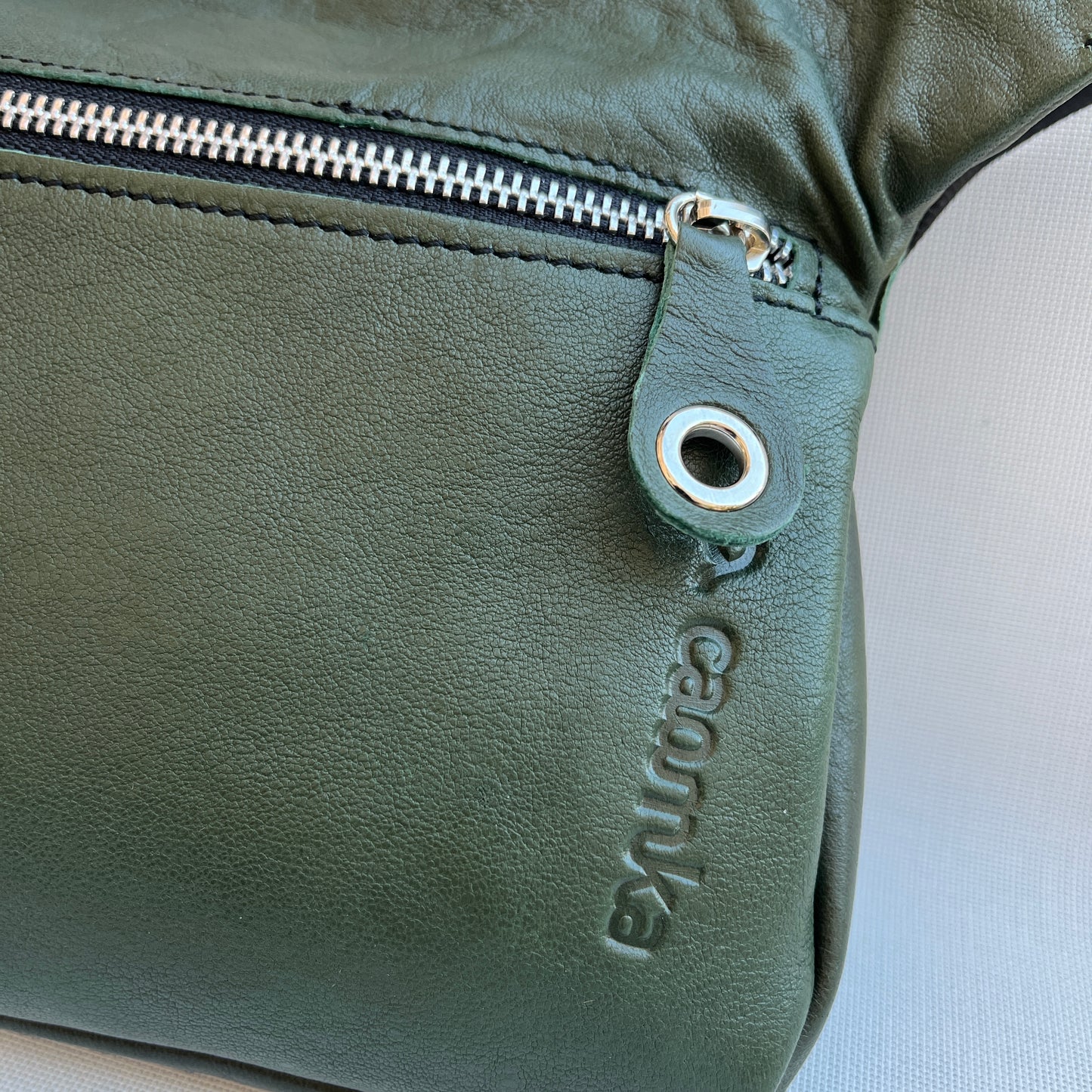 Premium Green & Silver · Piel natural BioCuir® · Pieza Única Núm. 12884