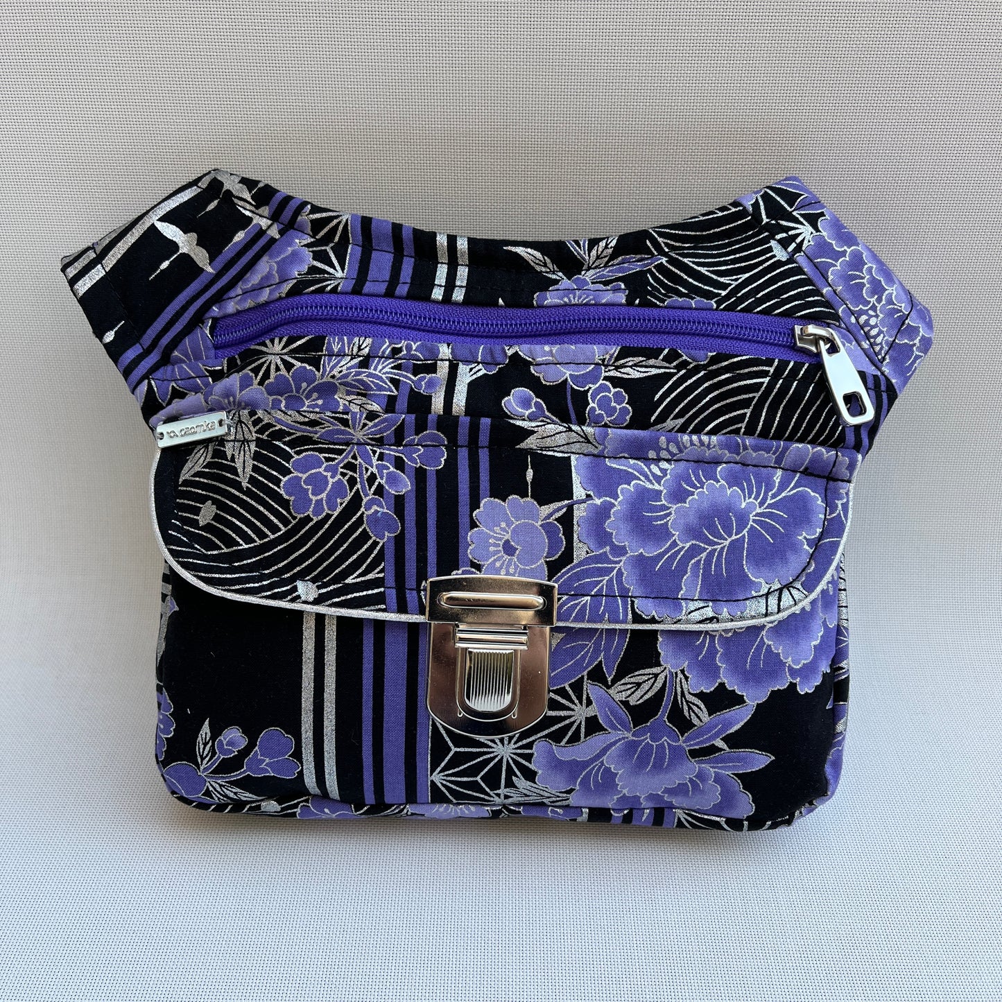 Amazing Purple Flowers + Bolsillo trasero · Pieza Única Núm. 11242