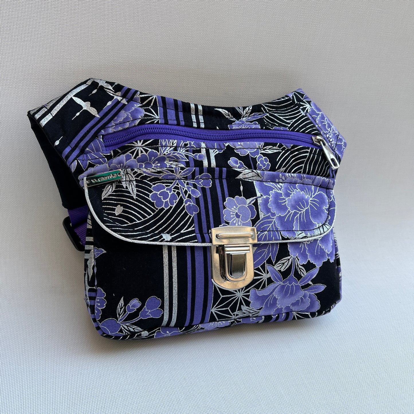 Amazing Purple Flowers + Bolsillo trasero · Pieza Única Núm. 11242