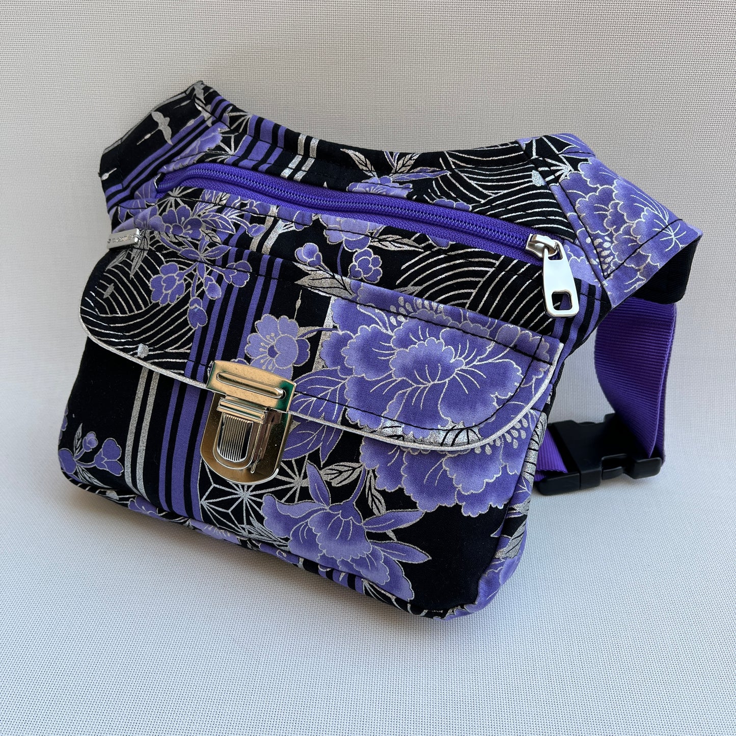 Amazing Purple Flowers + Bolsillo trasero · Pieza Única Núm. 11242