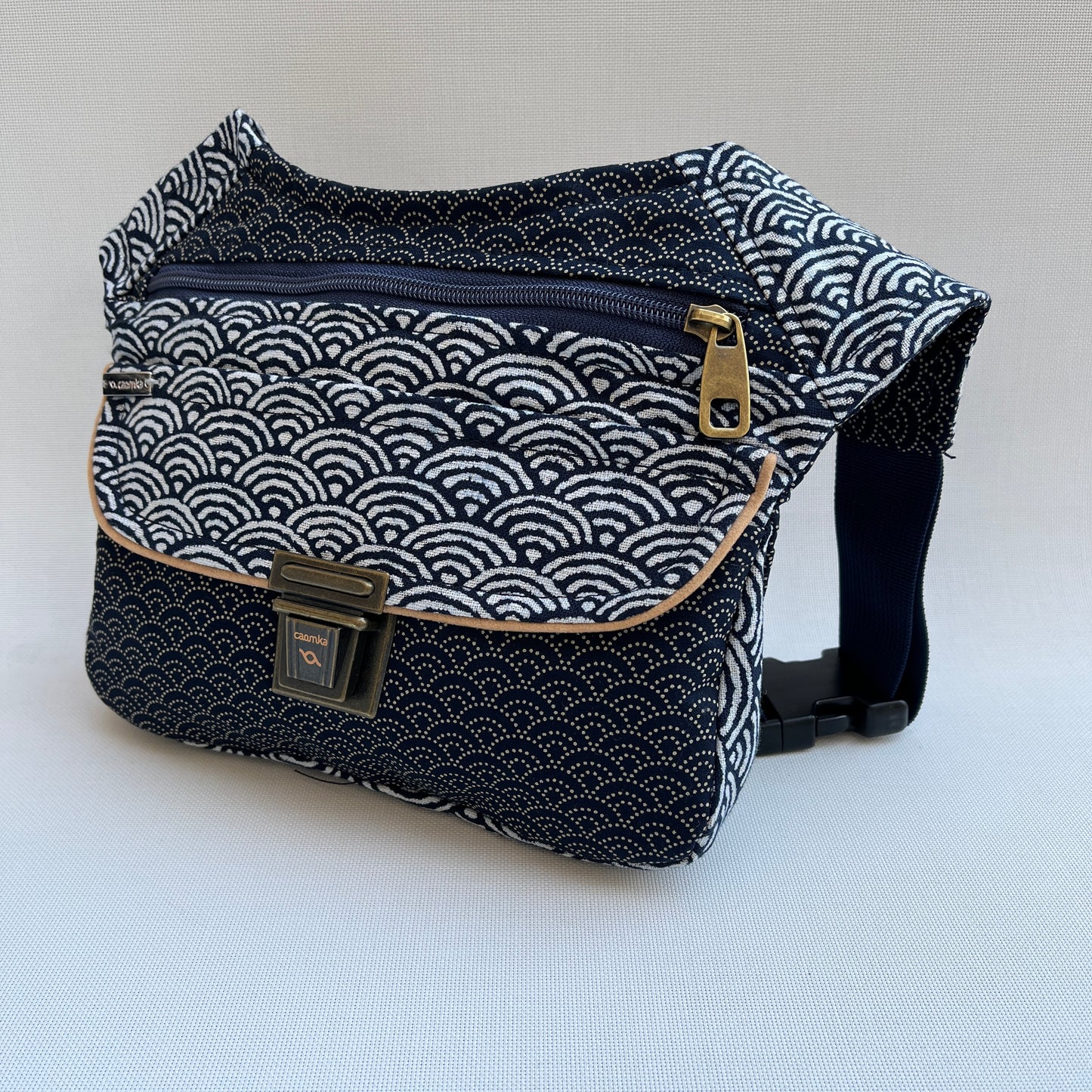 Special Japanese Waves + Back pocket Unique Piece No. 11244