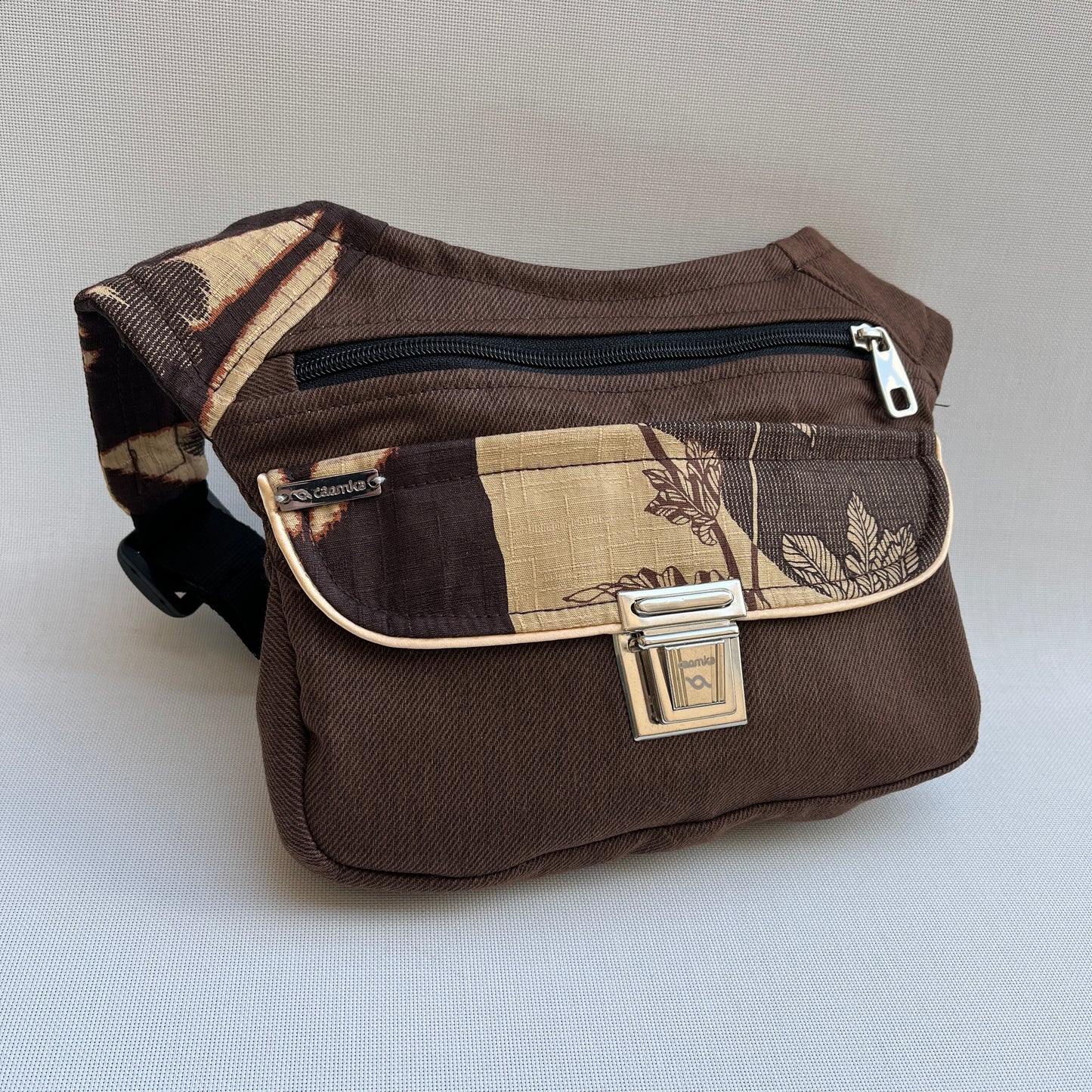 Special Brown Jeans Unique Piece No. 11245