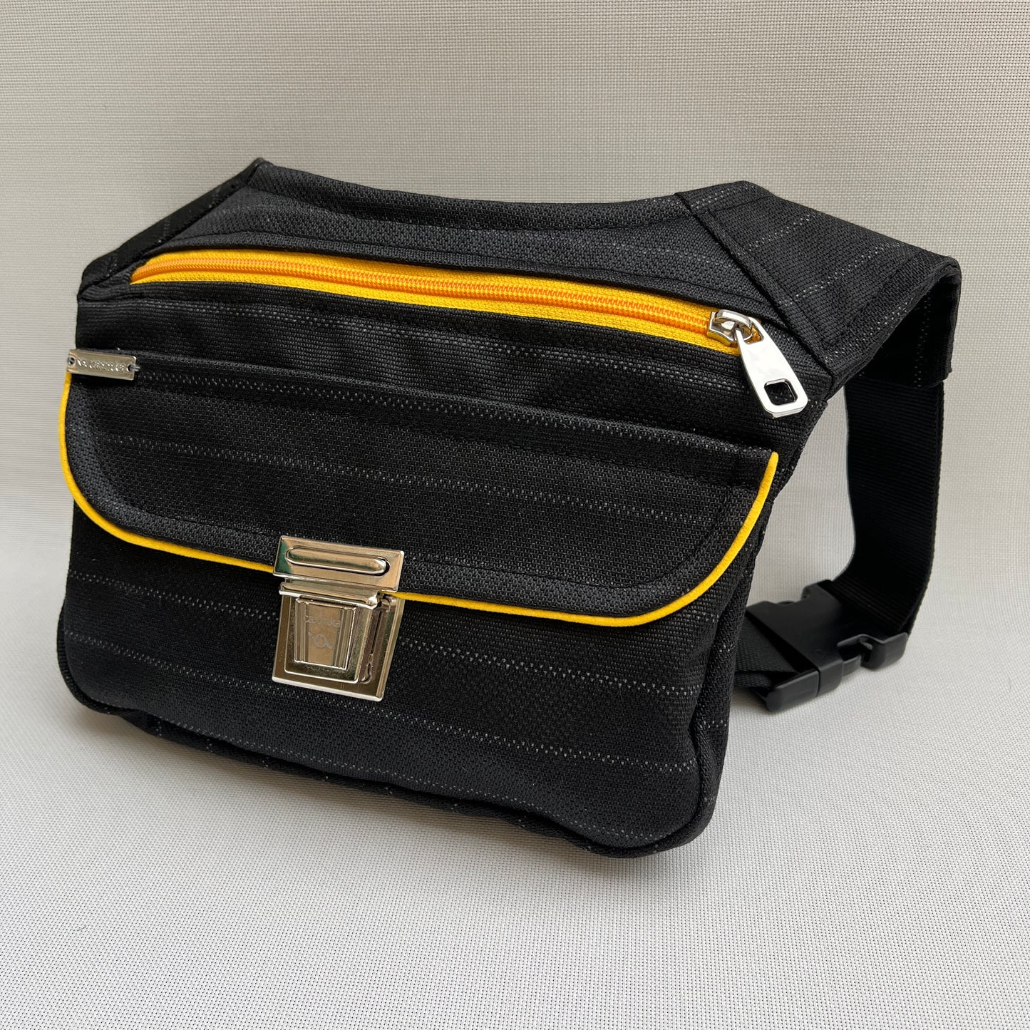 Special Diplomatic & Silver · Impermeable · Pieza Exclusiva Núm. 11320