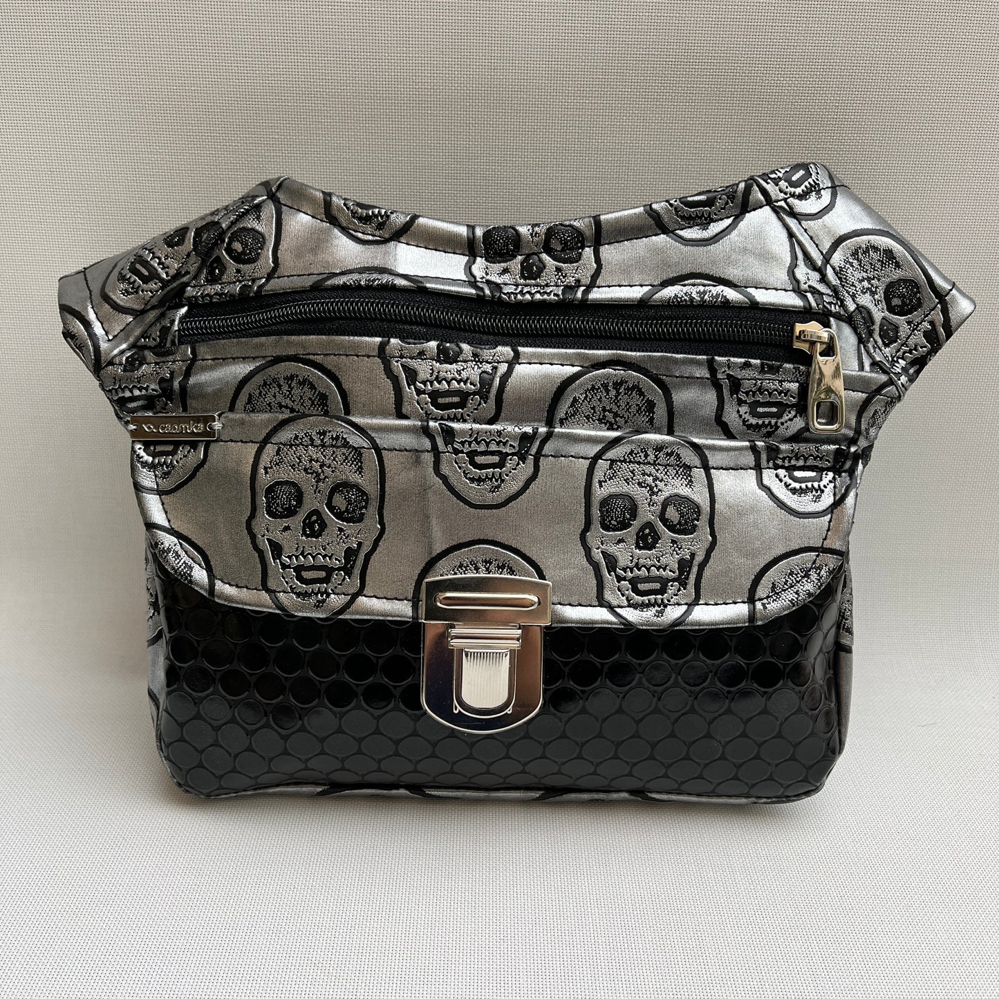 Special Silver Skulls Vegan Skin. Unique Piece No. 11208