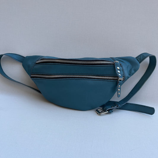 Retro Chic Blue Petroleum Natural BioCuir® Leather Exclusive Piece No. 12097