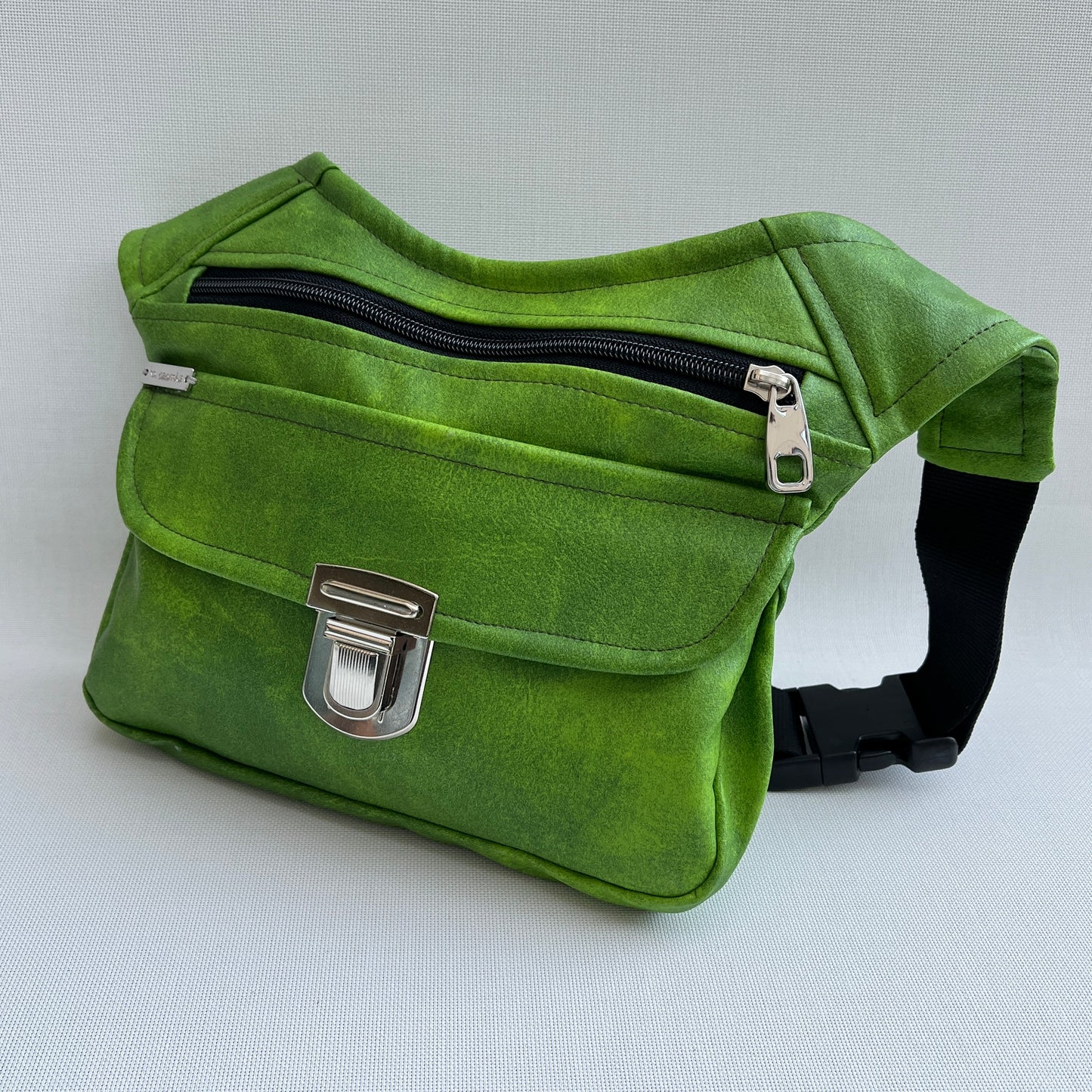 Special Top Green + Back pocket Unique Piece No. 11335