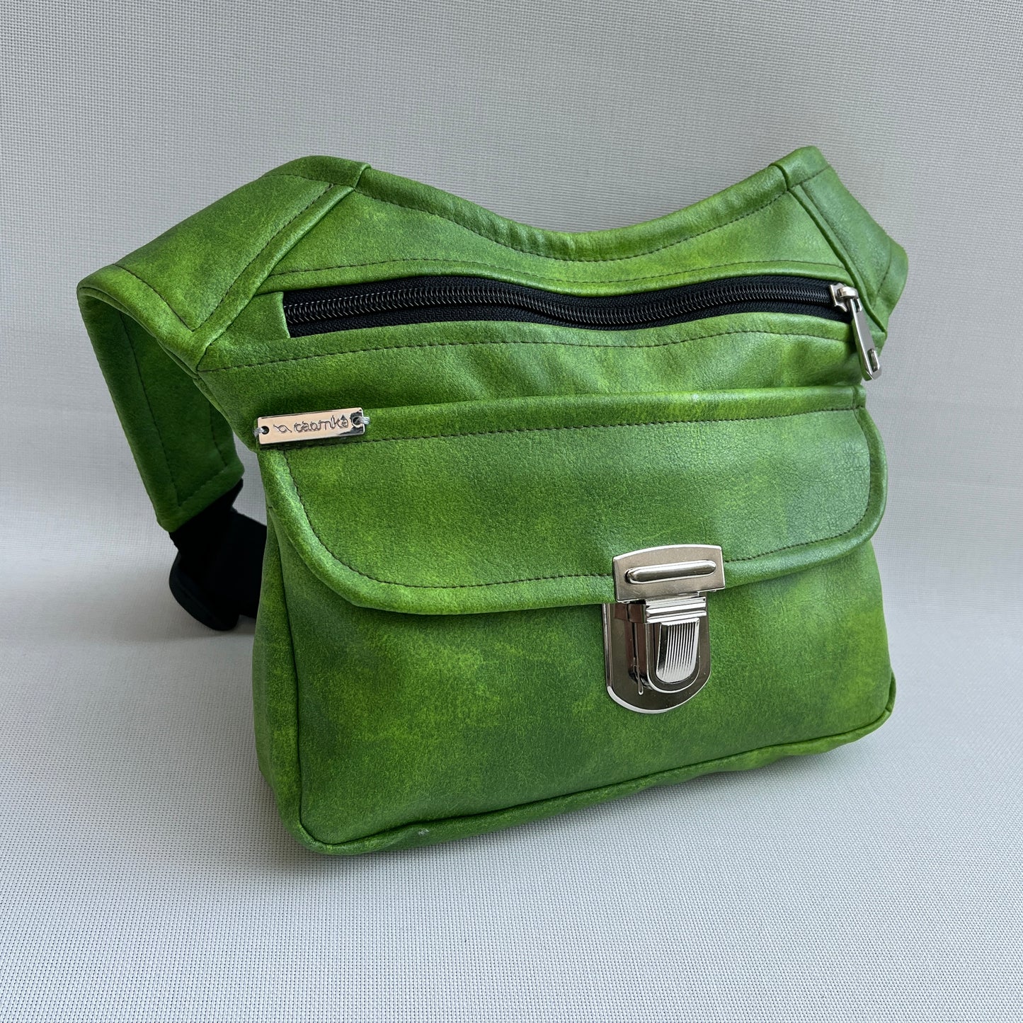 Special Top Green + Back pocket Unique Piece No. 11335