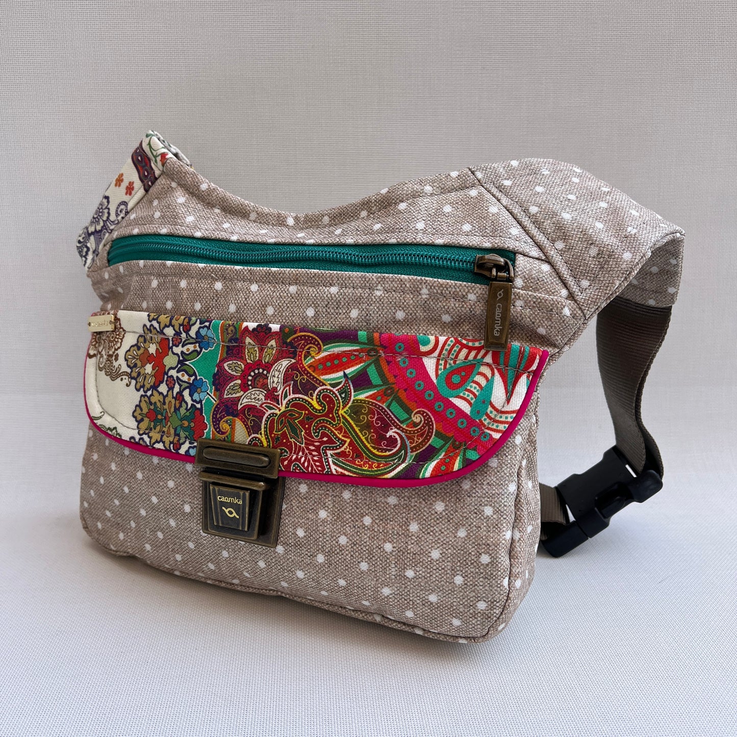 Special Dots & Japanese Flowers · Impermeable · Pieza Única Núm. 12987