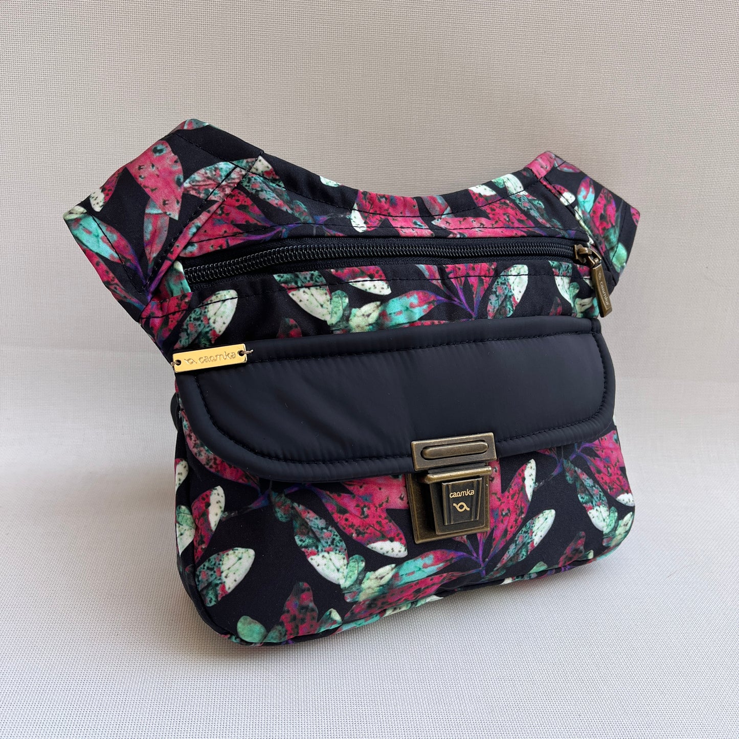 Special Salvia & Old Gold · Pieza Única Núm. 13023