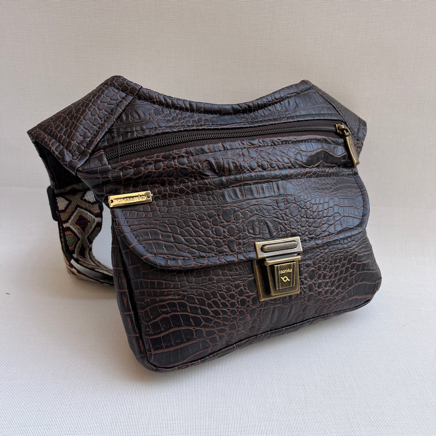 Special Elegant Brown · Polipiel Vegana · Pieza Exclusiva Núm. 13212