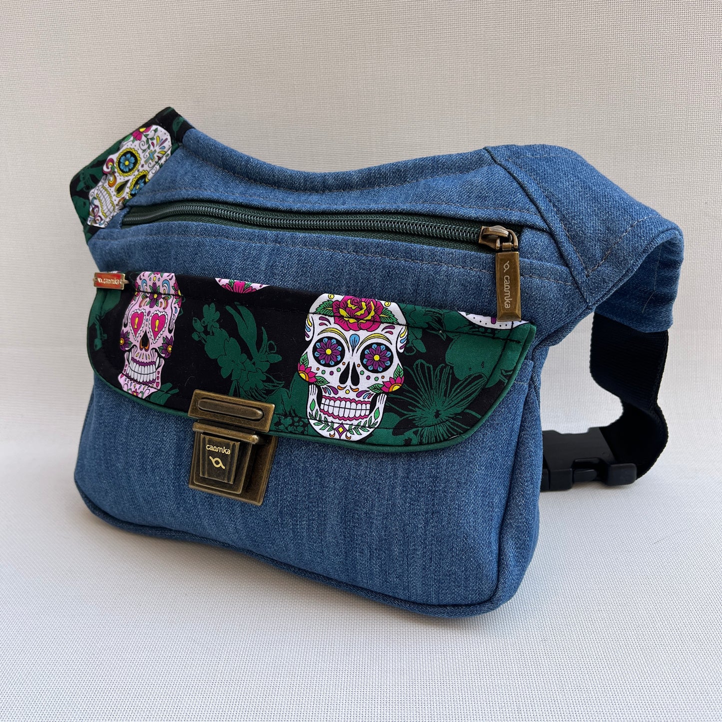 Special Jeans & Skulls + Bolsillo trasero · Pieza Única Núm. 13118