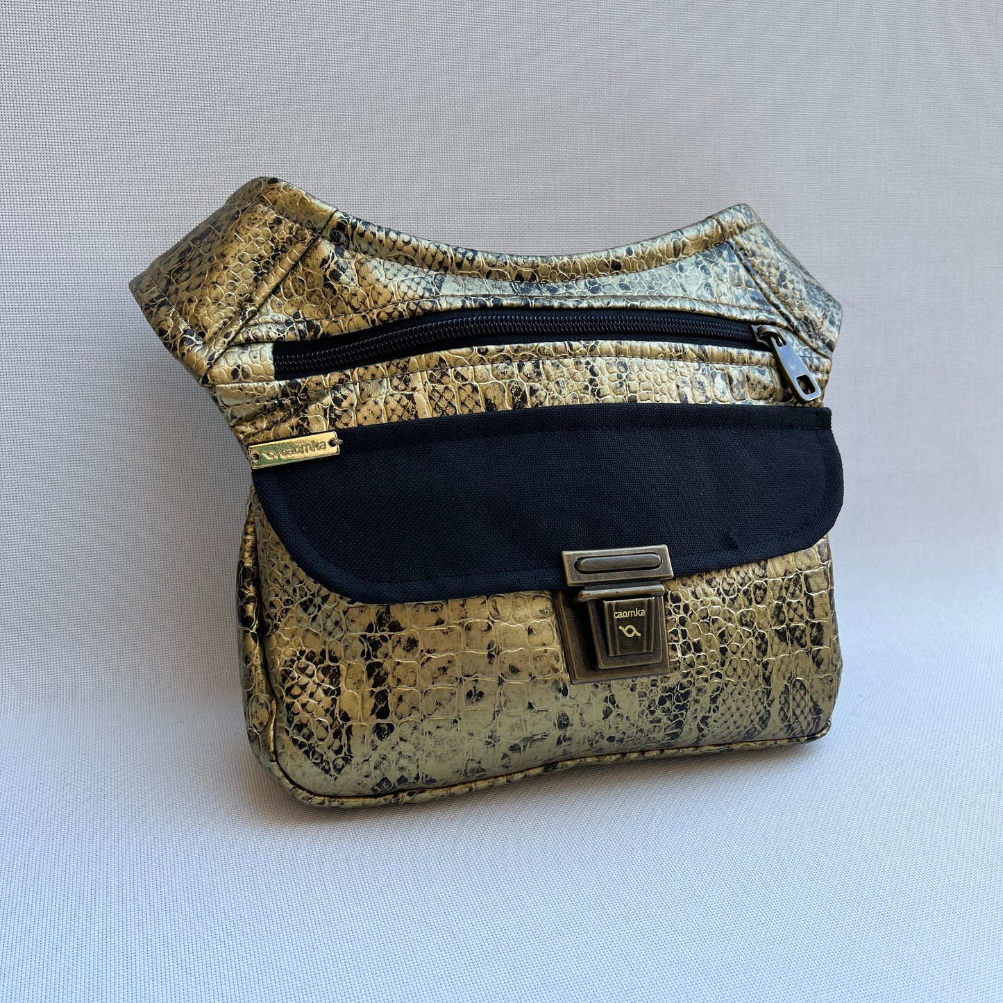 Special Golden Animal Print · Piel Vegana · Pieza Única Núm. 12168