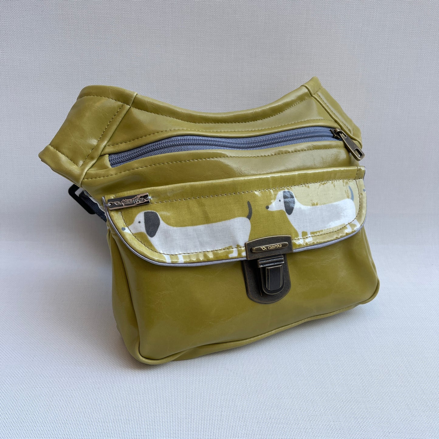 Special Dachshund + Back pocket Unique Piece No. 11315