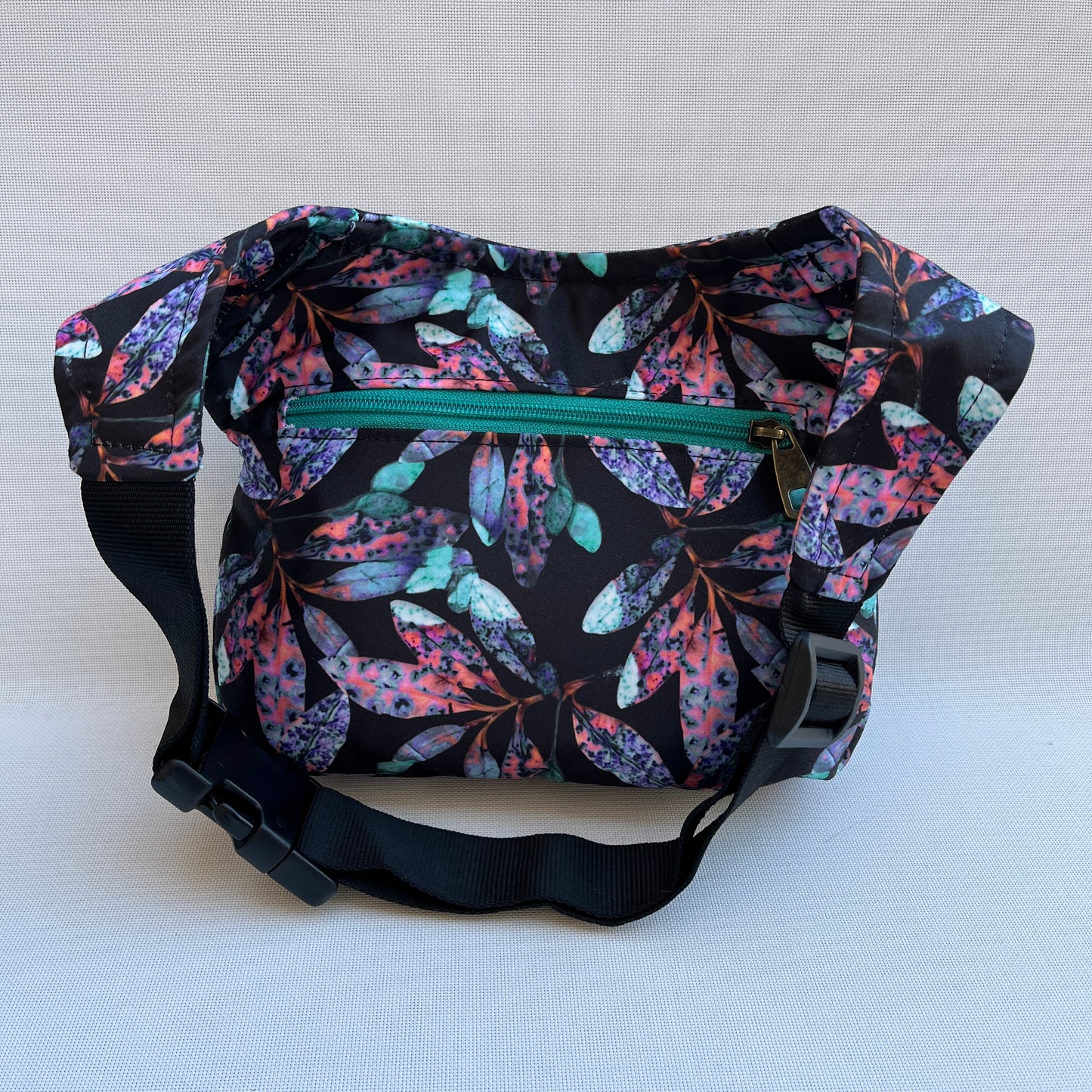 Special Sage Turquoise + Gesäßtasche Einzelstück Nr. 12177
