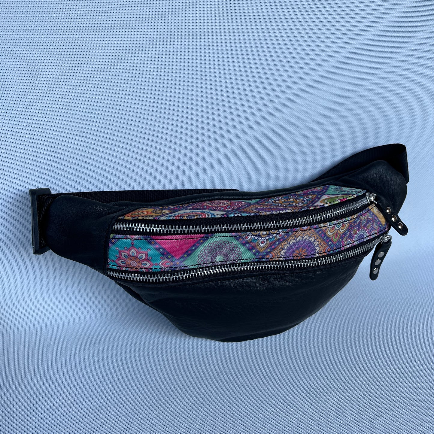 Retro Chic Special Black Mandalas · Piel natural BioCuir® · Pieza Única Núm. 12343