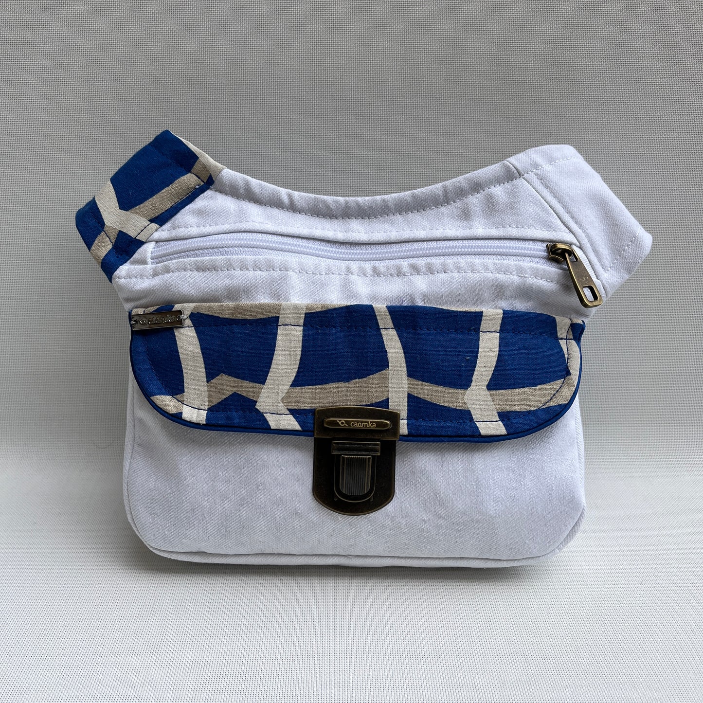 Special White Spring + Back pocket Unique Piece No. 11351