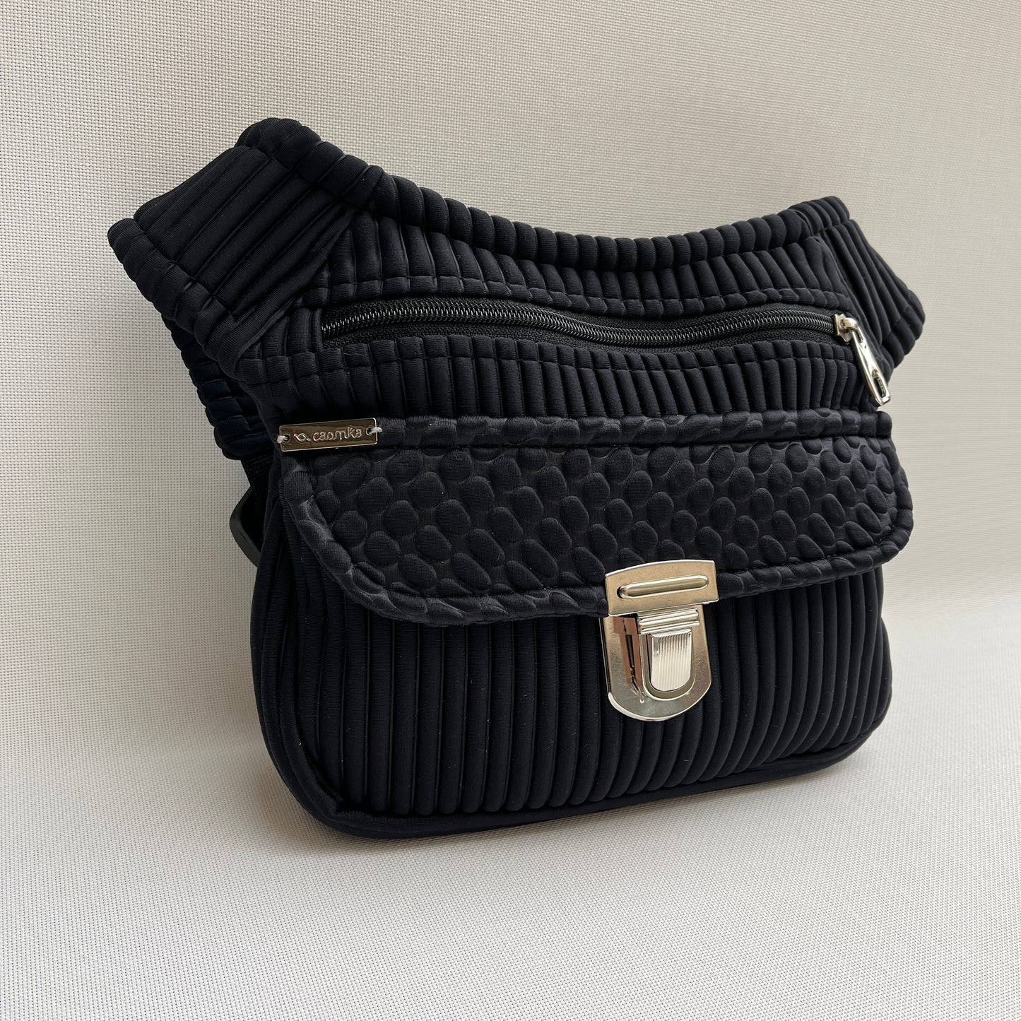 Special Soft Black · Weiches, wasserdichtes Gewebe · Exklusive Teilenummer 11398