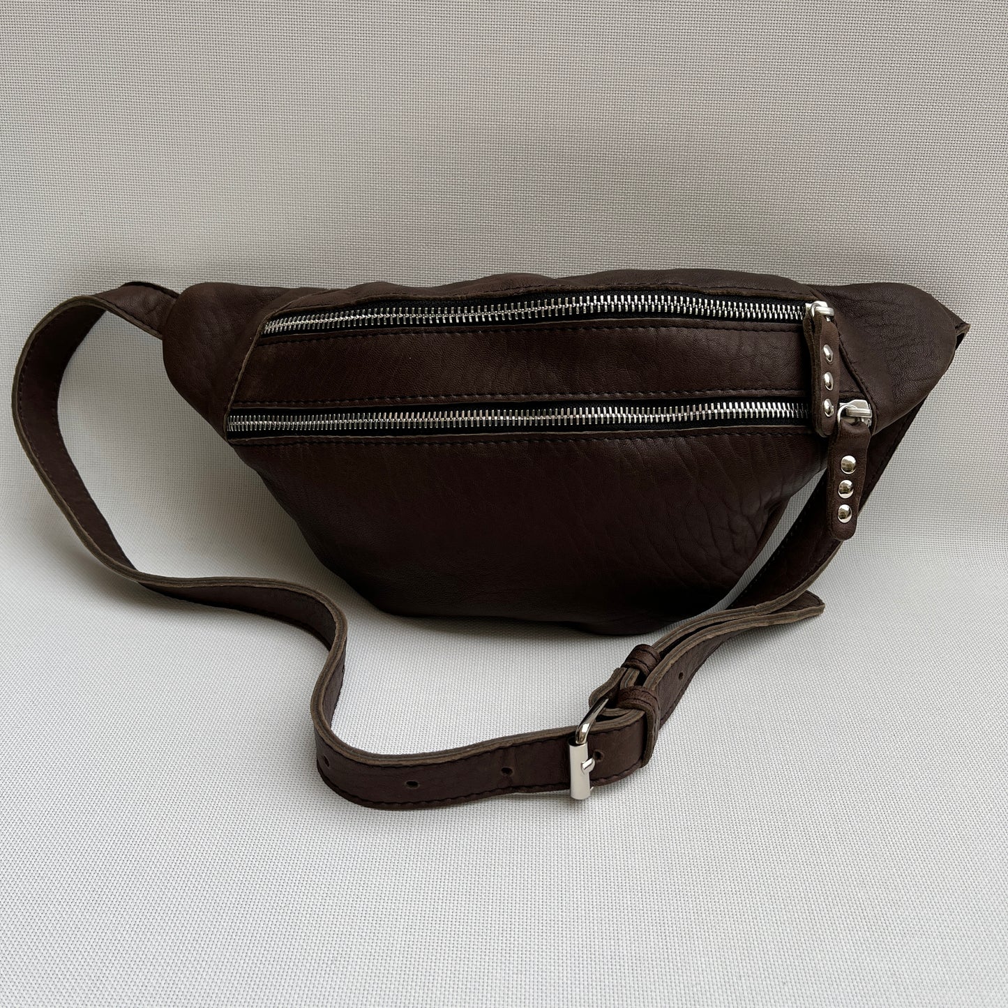 Retro Chic Dark Brown BioCuir® Natural Leather Exclusive Piece No. 11362