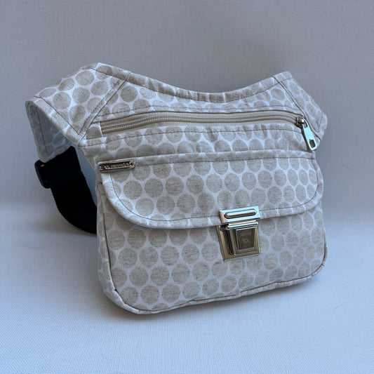Chic Dots · Waterproof resin-coated fabric · Unique Piece No. 12296