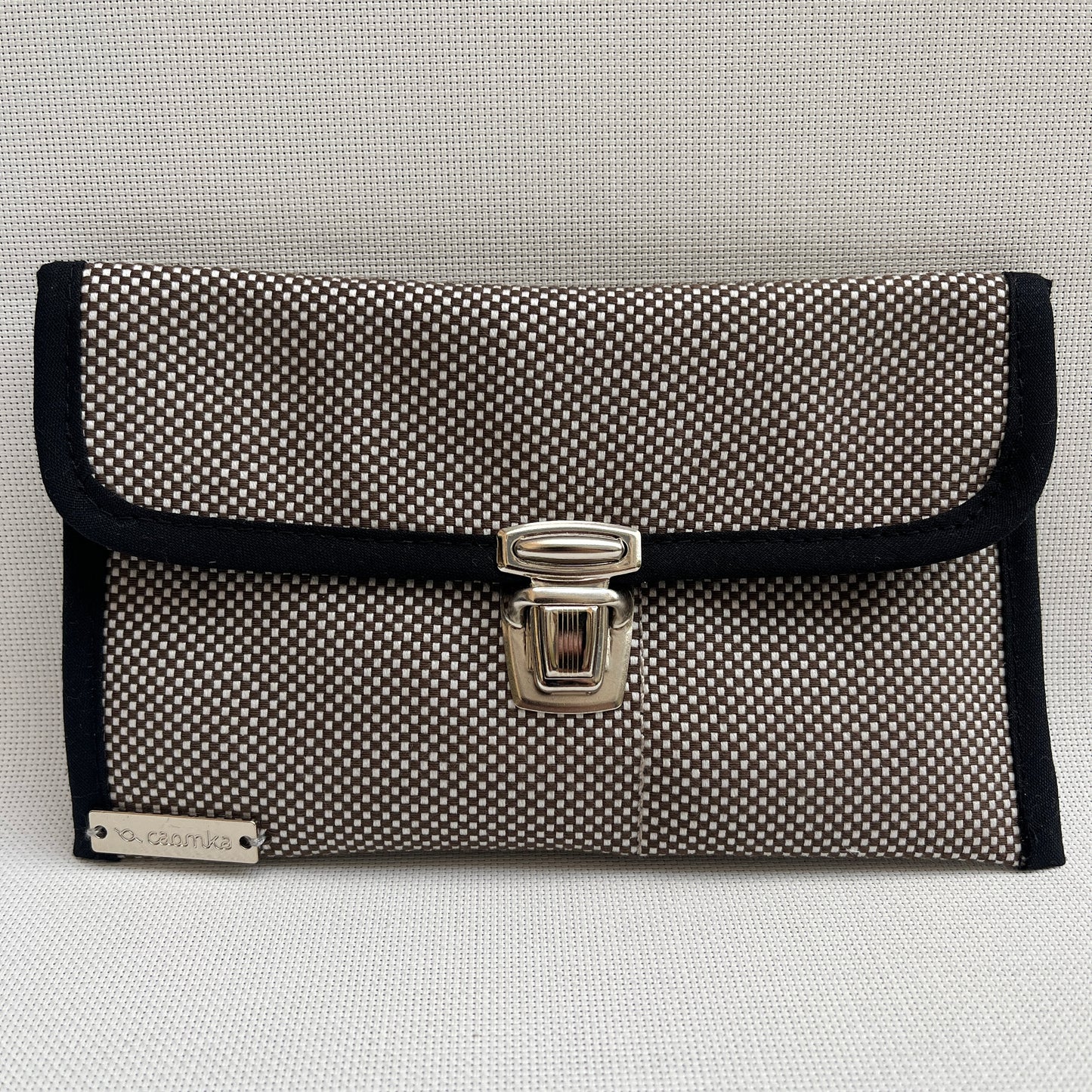 Monedero Plano CAOMKA · Pieza Única Núm. 13110