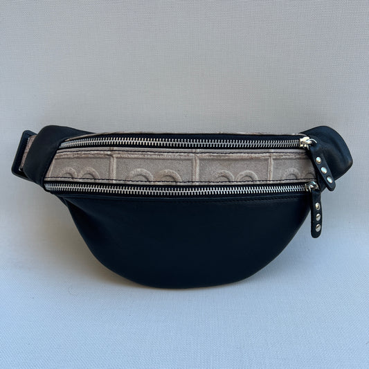 Retro Chic Special Black Panot BioCuir® natural leather Exclusive Piece No. 12331