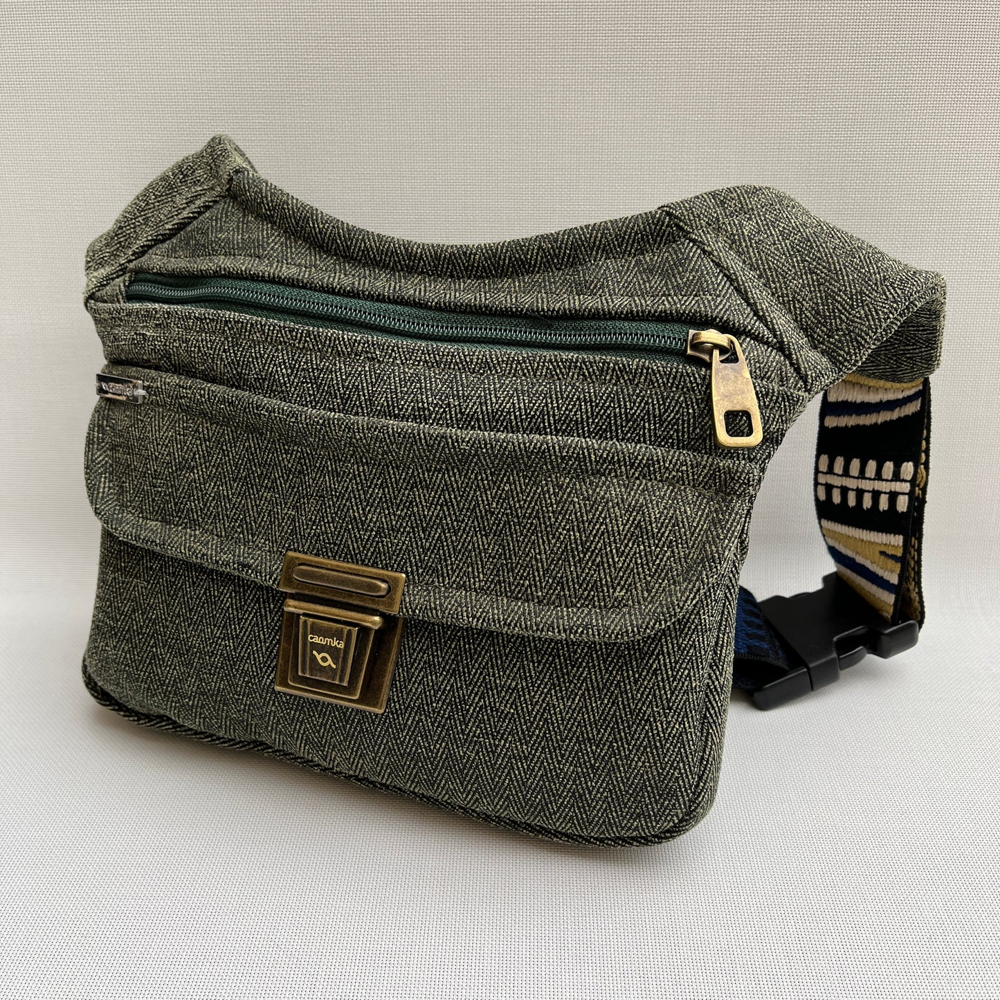 Unisex Green Etnical · Pieza Única Núm. 11410