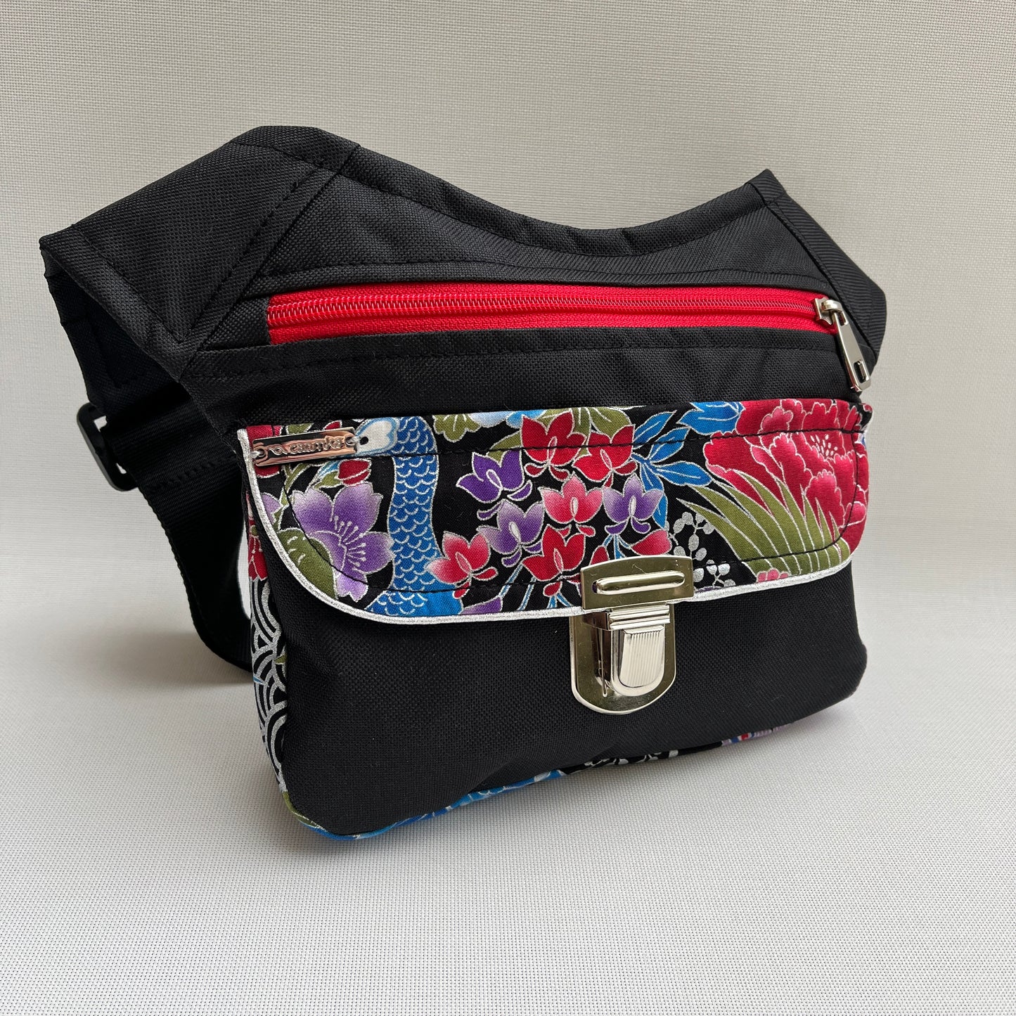 Special Black "Cordura" & Flowers · Impermeable · Pieza Única Núm. 11385