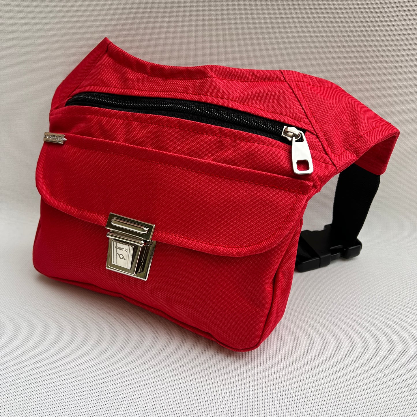 Classic Red "Cordura" Waterproof Exclusive Part No. 11389