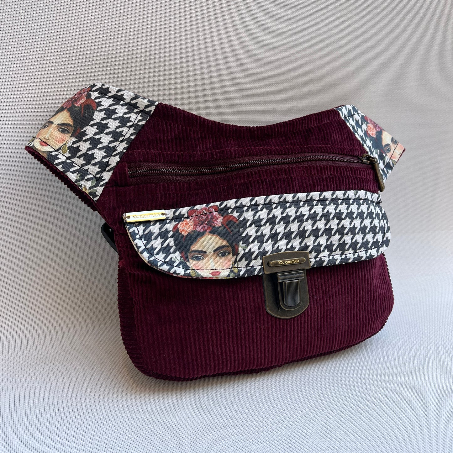 Special Frida Kahlo (Corduroy) Unique Piece No. 13125