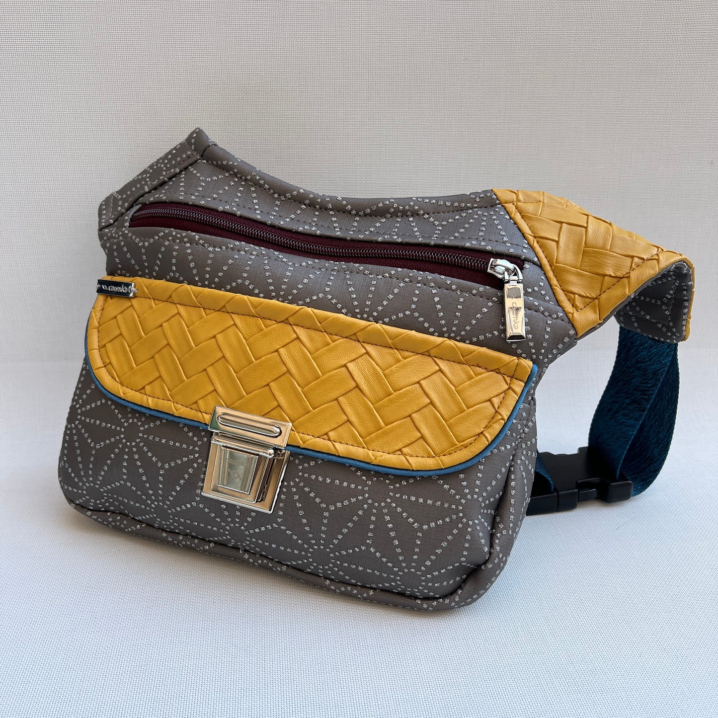 Special Geometric Top Vegan Leather Exclusive Piece No. 13058