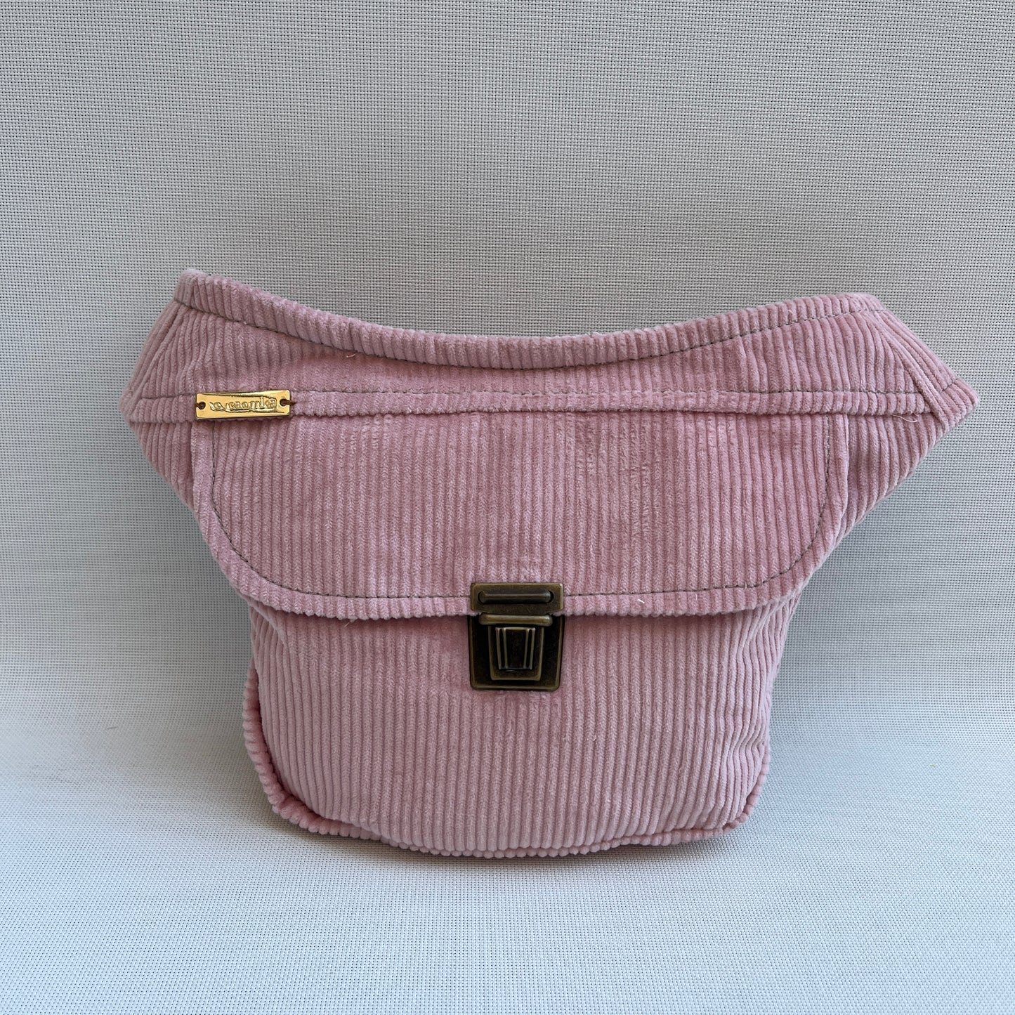 Kids · Niña/o diseño: "Pink Pana" · Pieza Única Núm. 13066