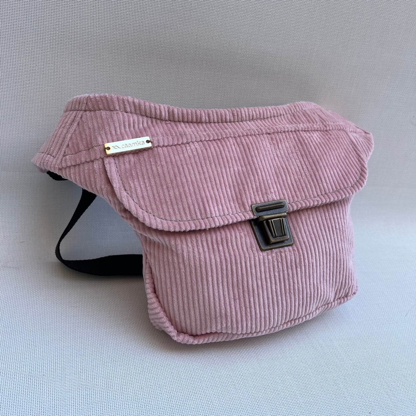 Kids · Niña/o diseño: "Pink Pana" · Pieza Única Núm. 13066