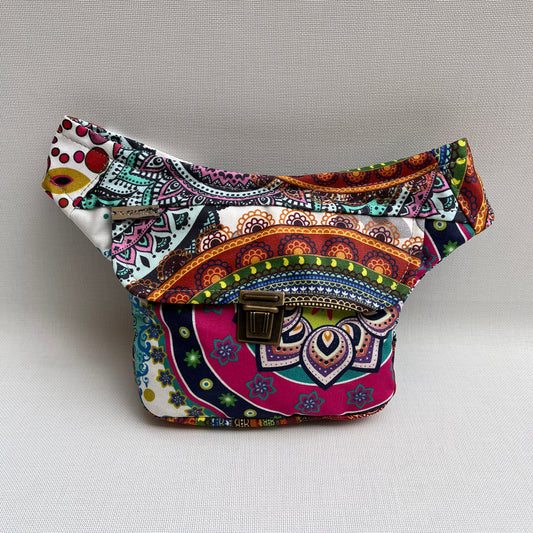 Mini Summer Mandalas · Tela resinada anti-manchas. Pieza Única Núm. 11589