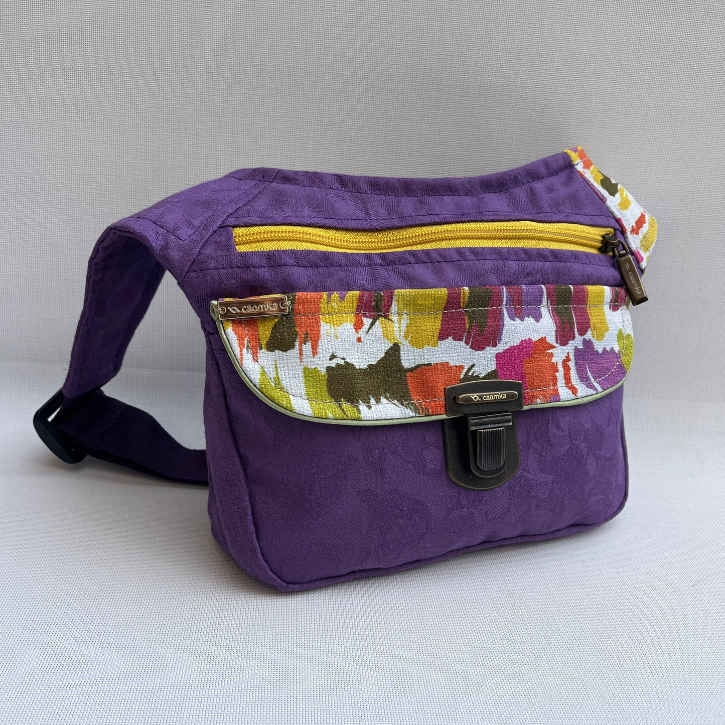 Special Purple Fantasy · Impermeable · Pieza Única Núm. 13133