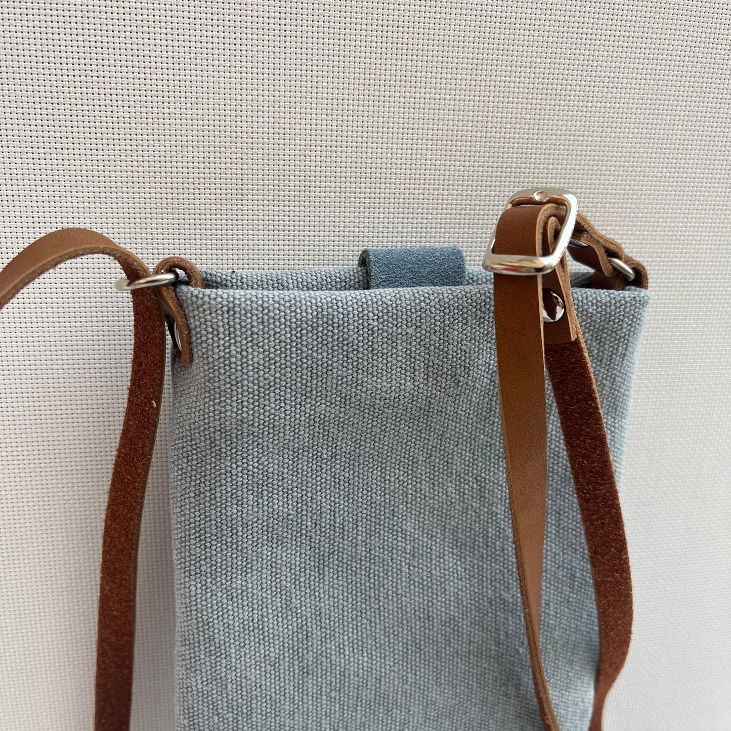 Mobile Holder Natura Design Natural Hemp Fabric Light Blue