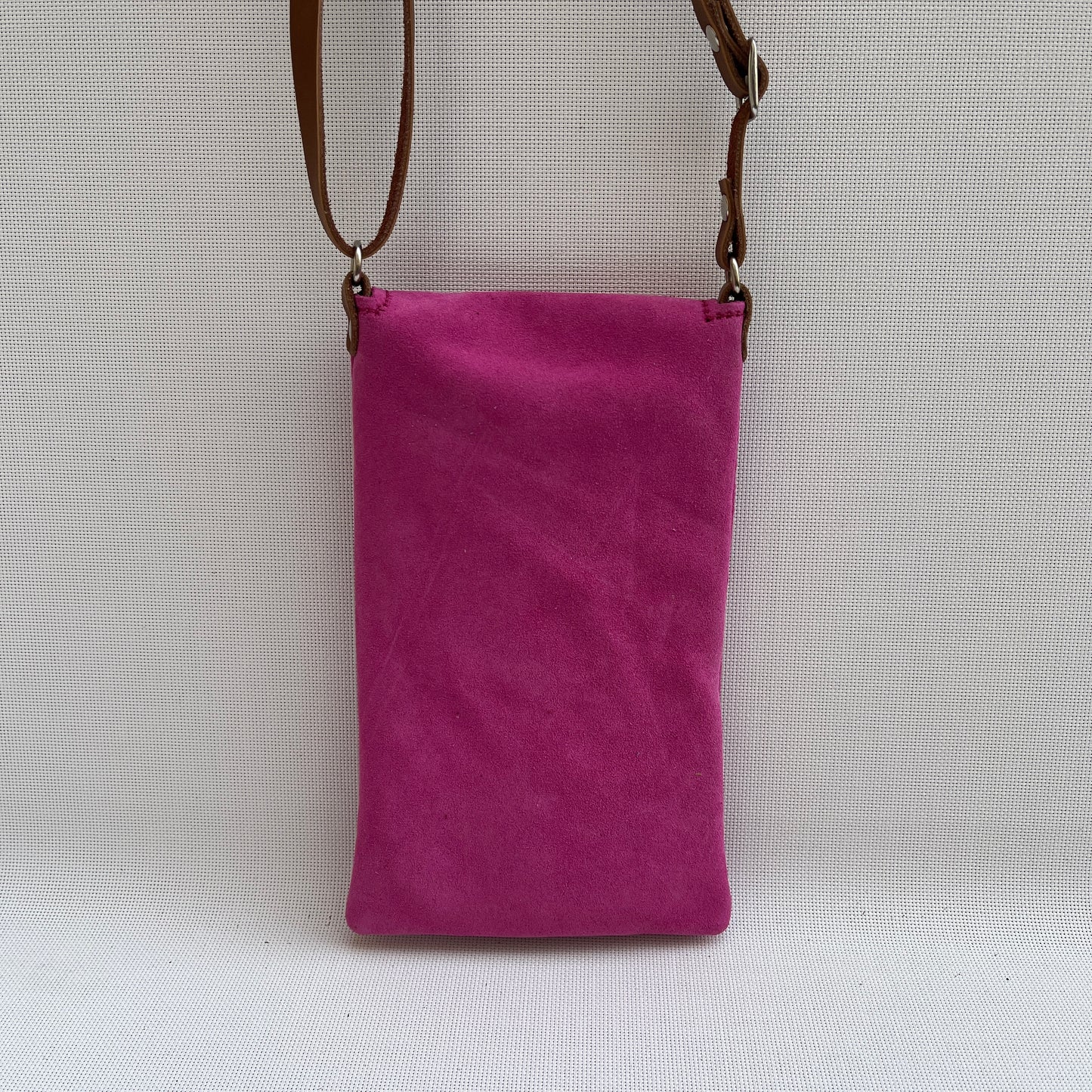 Mobile Holder · Water Design · Split Leather · Bubble Gum Pink