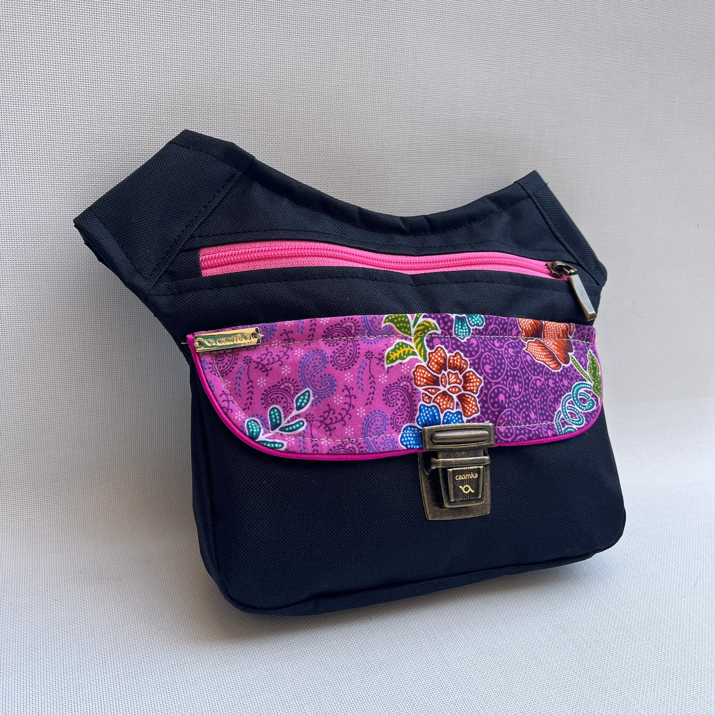 Special Black &amp; Thai + Back pocket · Waterproof Cordura · Unique Piece No. 12192
