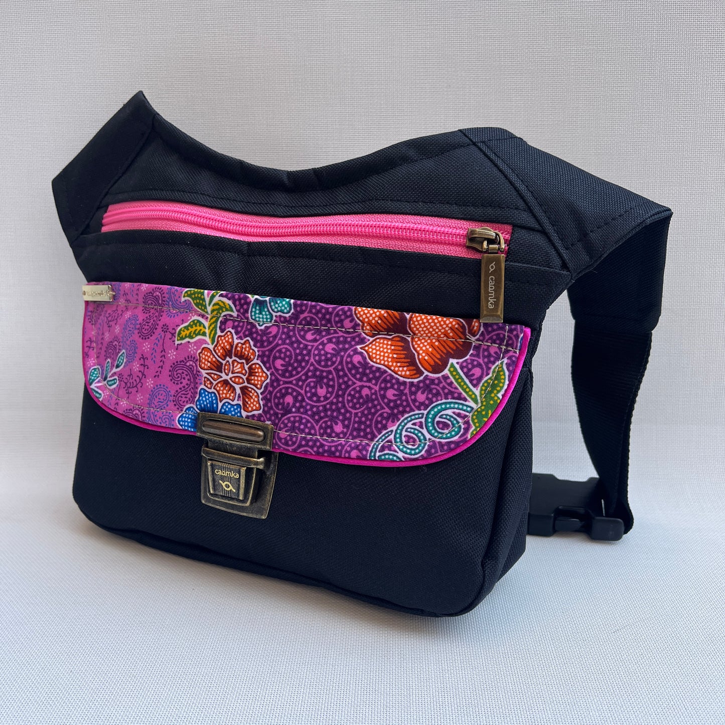 Special Black &amp; Thai + Back pocket · Waterproof Cordura · Unique Piece No. 12192