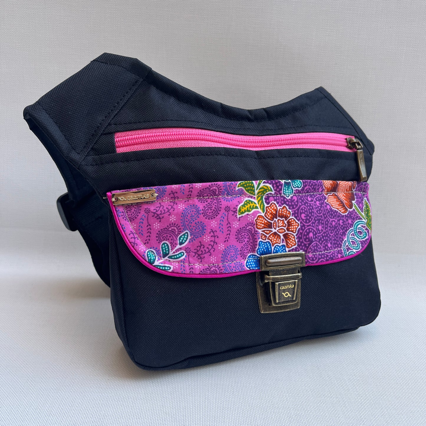 Special Black &amp; Thai + Back pocket · Waterproof Cordura · Unique Piece No. 12192