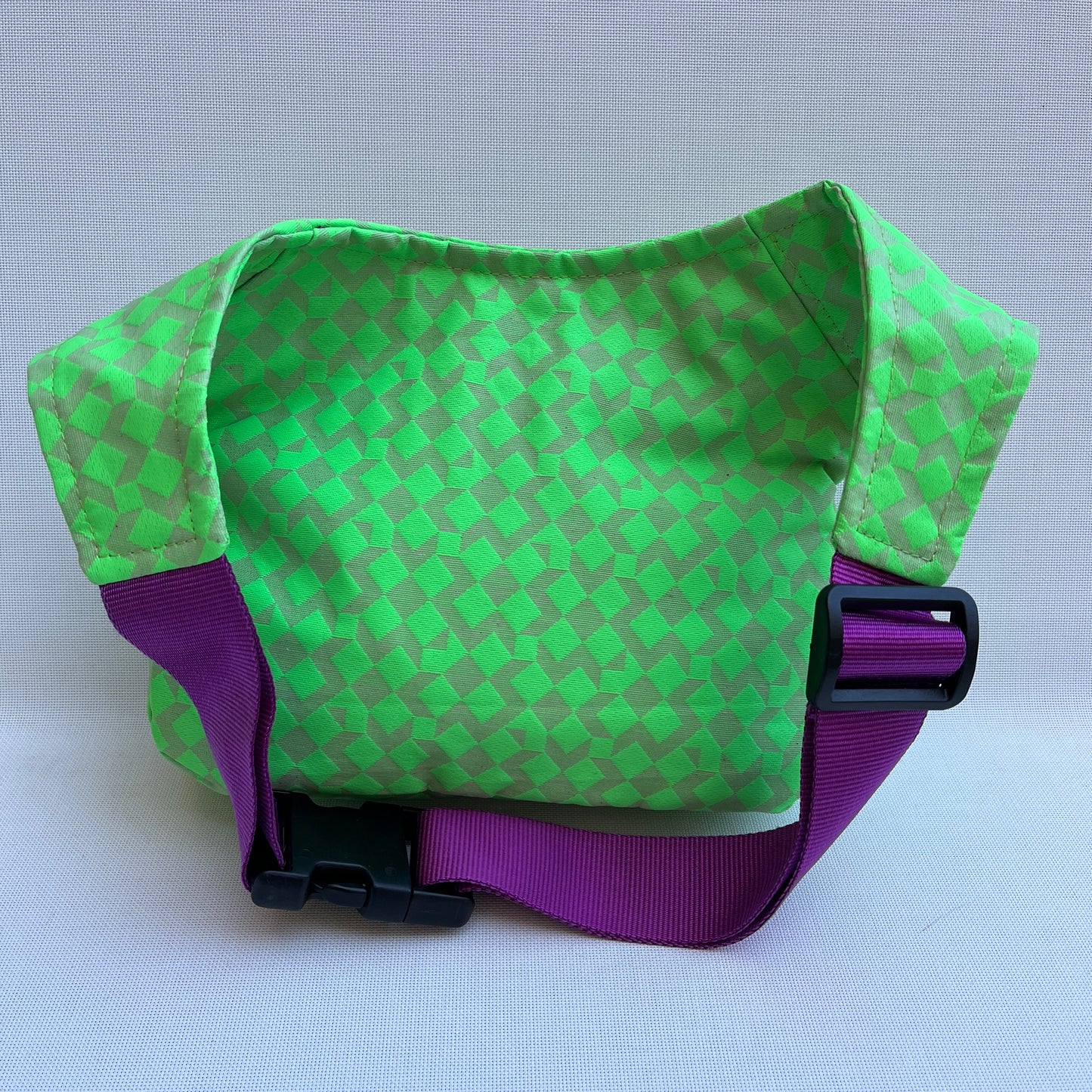 Special Green Top · Waterproof · Unique Piece No. 12422