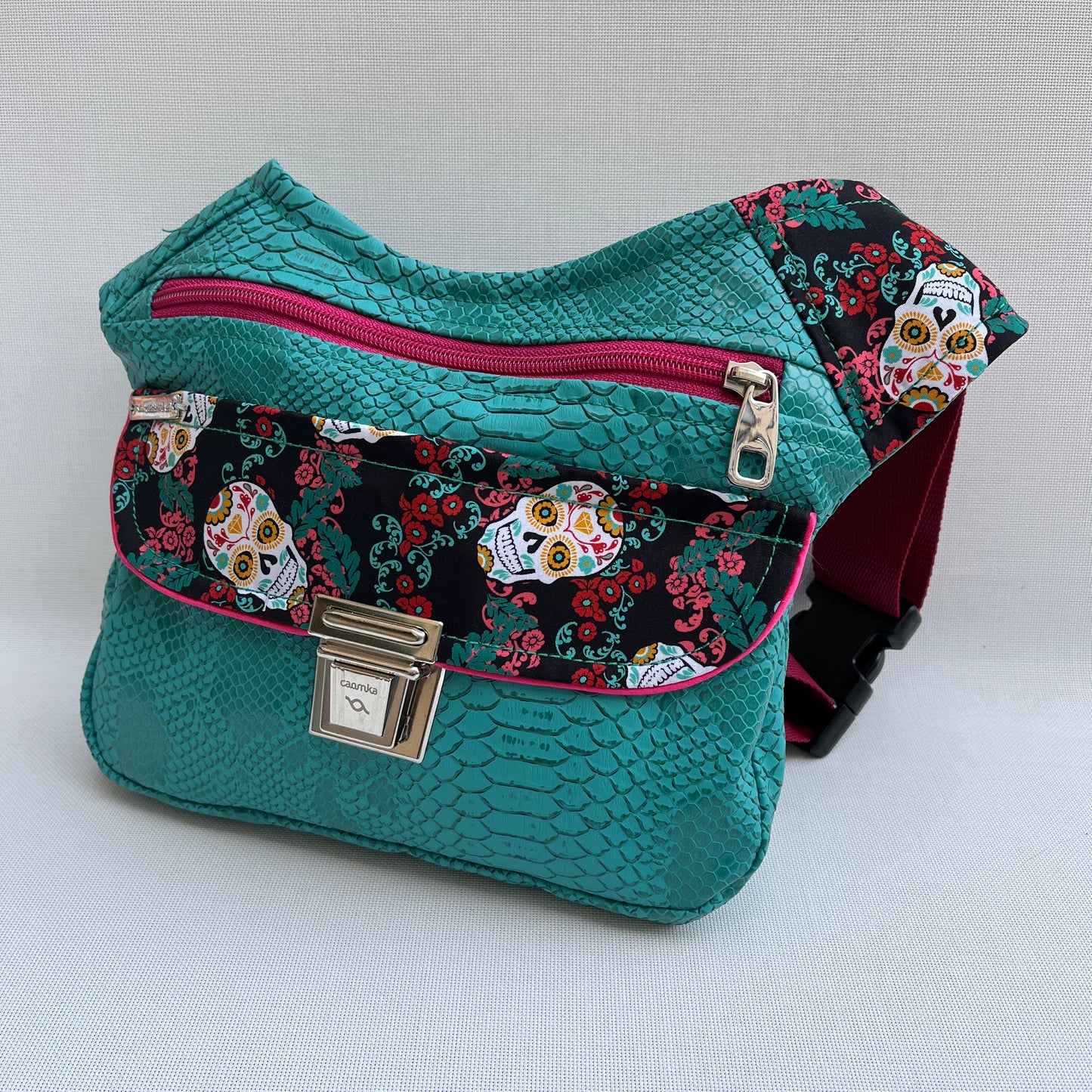 Special Turquesa Mexican Skulls · Piel Vegana · Pieza Única Núm. 11646