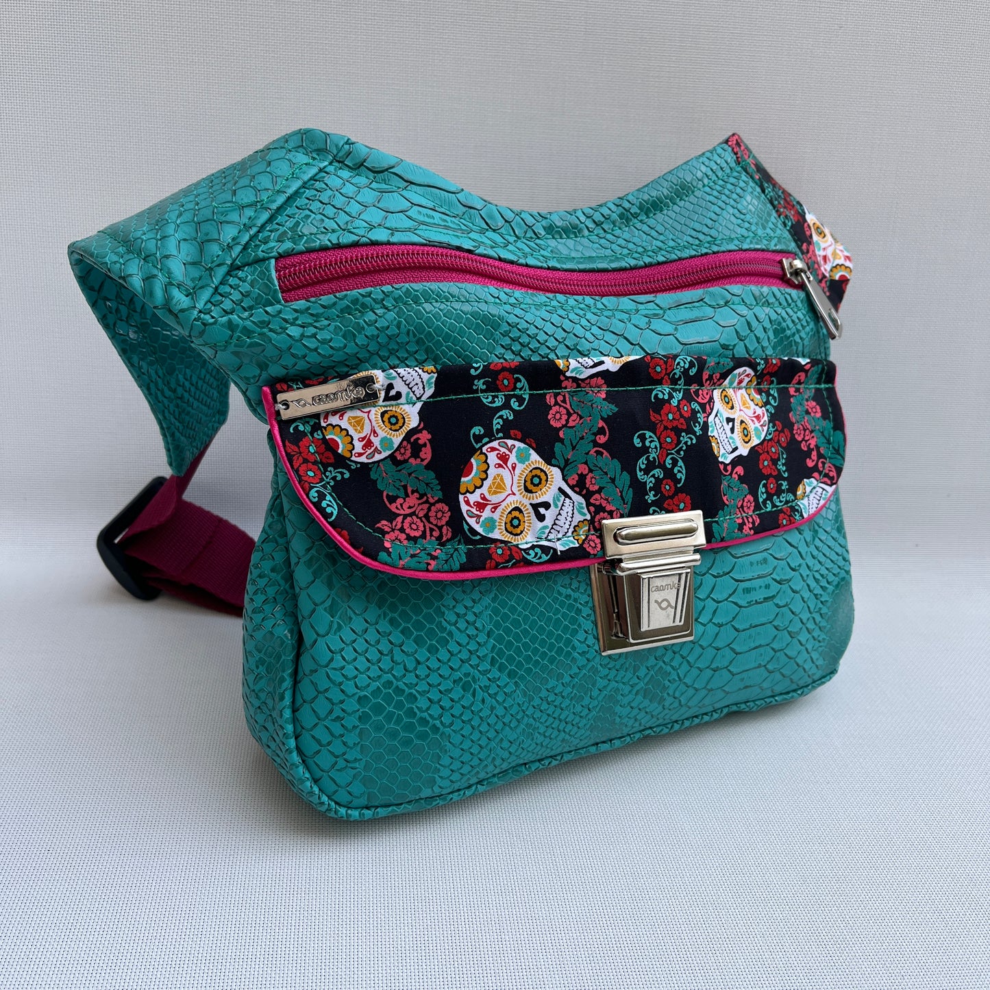 Special Turquesa Mexican Skulls · Piel Vegana · Pieza Única Núm. 11646